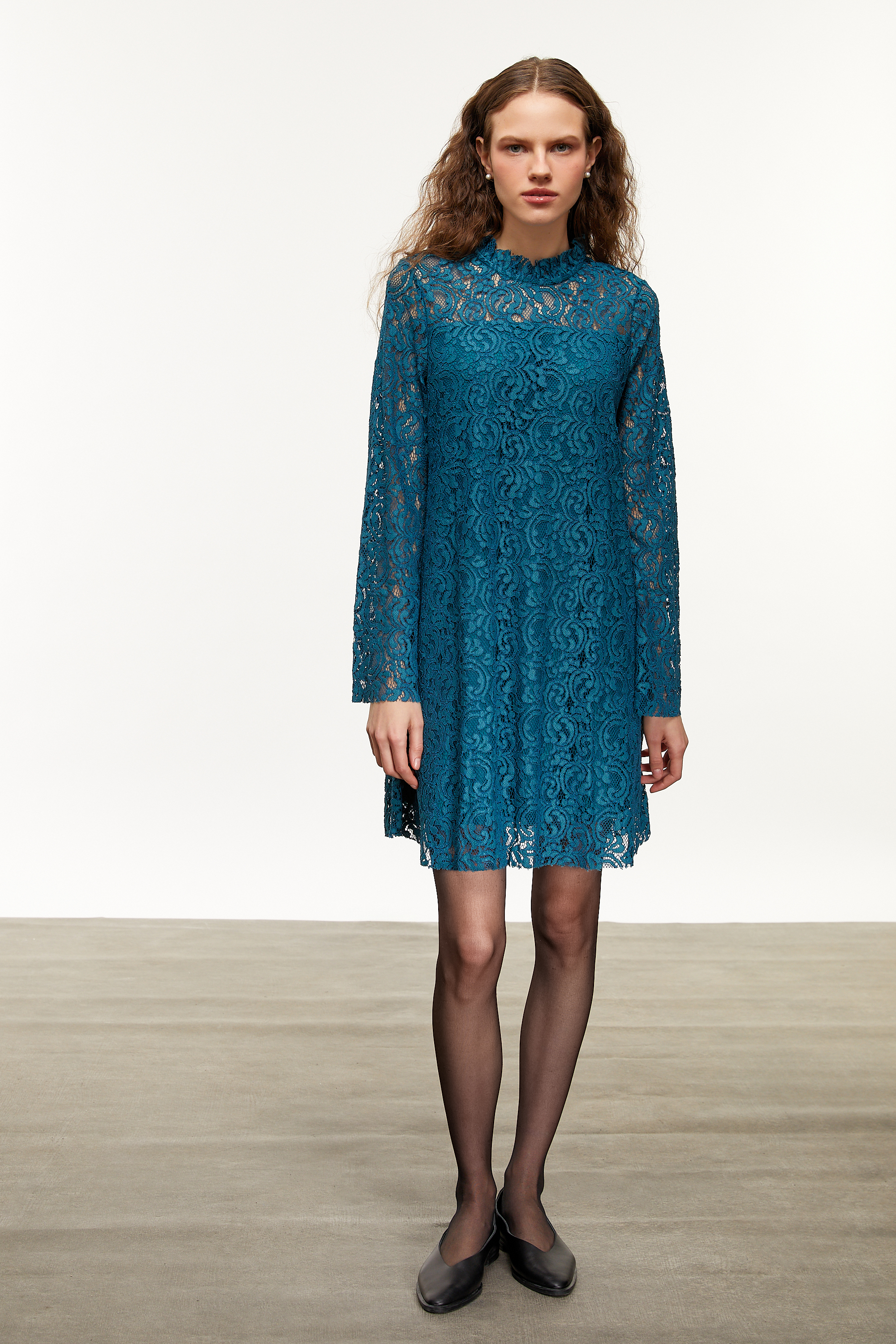 DANTELLİ A FORM MİNİ ELBİSE