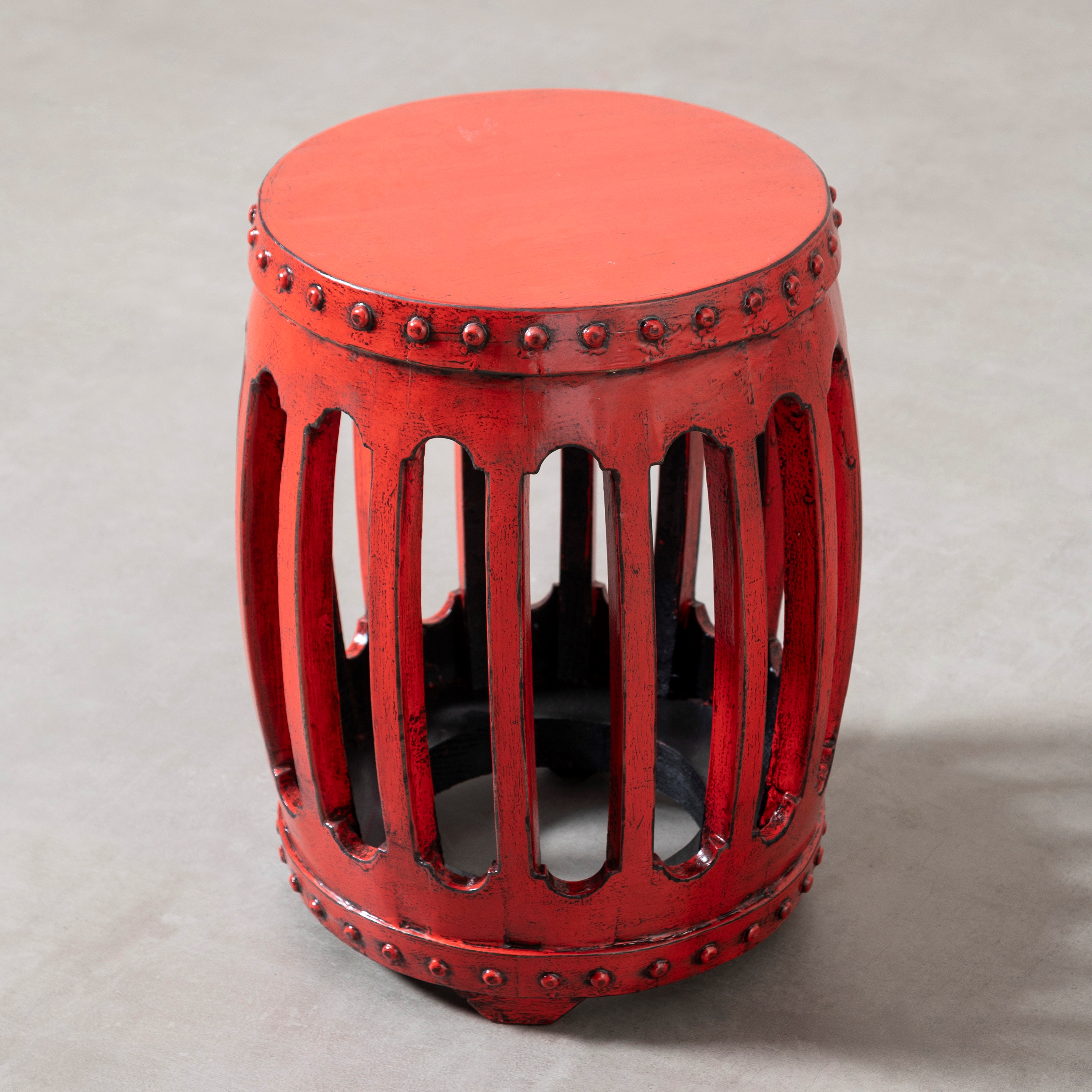 HUAN ESKİTME AHŞAP TABURE KIRMIZI