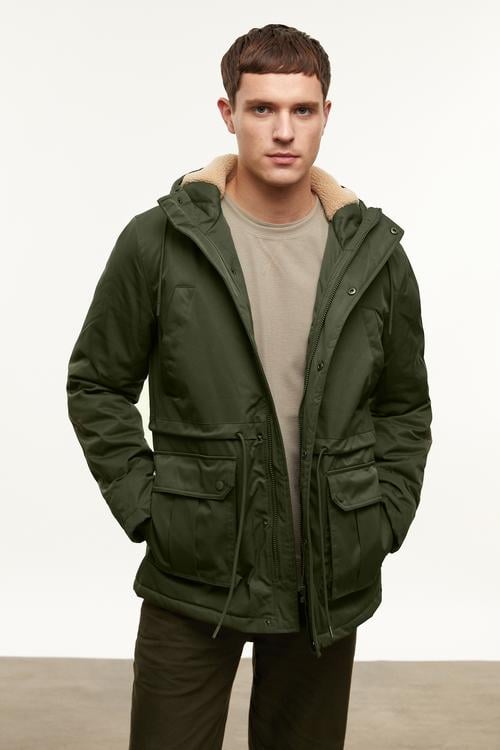 KAPÜŞONLU BAĞLAMA DETAYLI PARKA