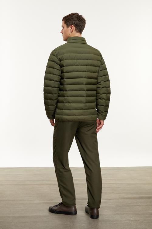  DİK YAKA KAPİTONELİ ŞİŞME MONT