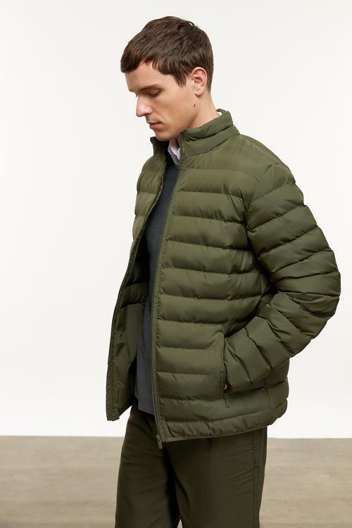  DİK YAKA KAPİTONELİ ŞİŞME MONT