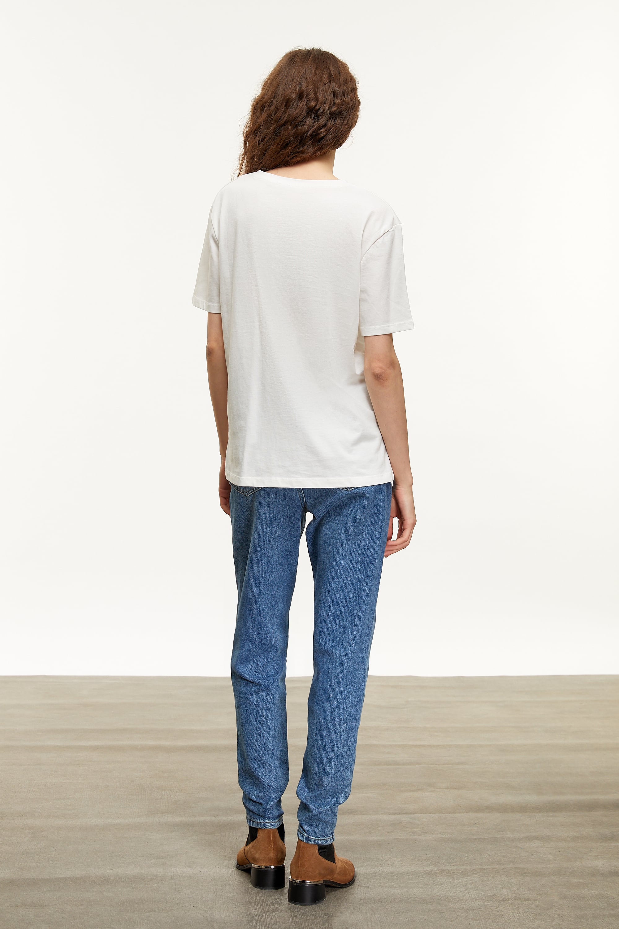 BİSİKLET YAKA KISA KOLLU T-SHIRT