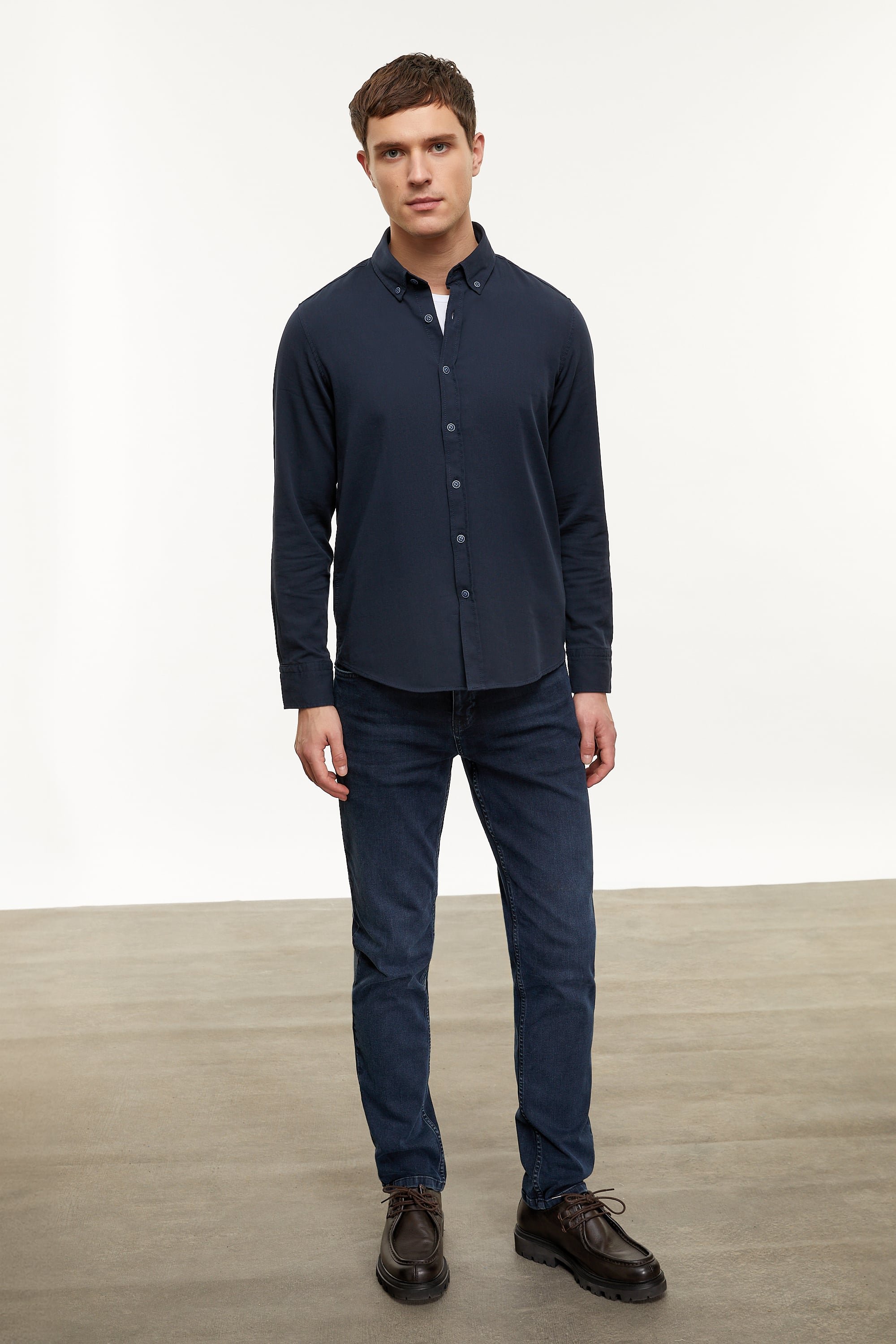 REGULAR FIT KADİFE GÖMLEK