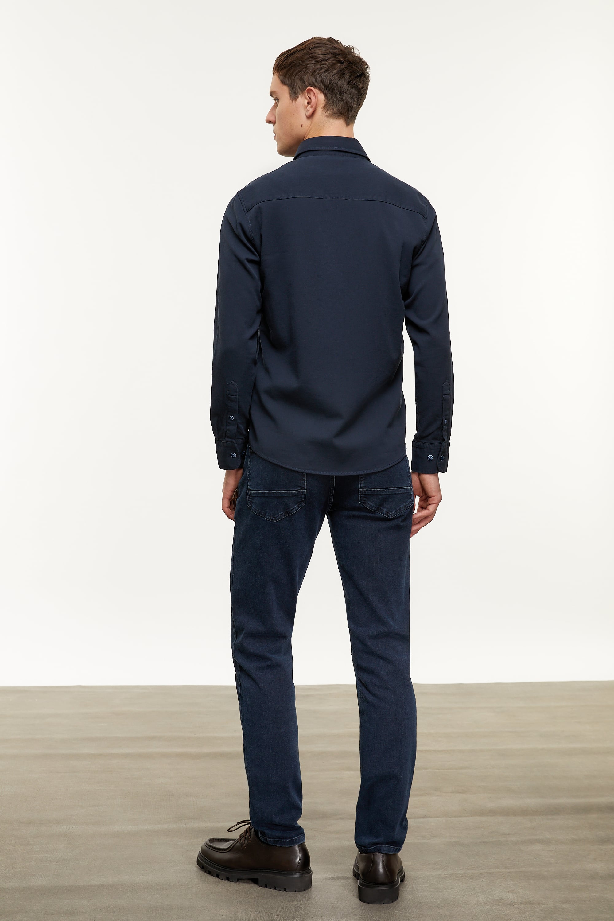 REGULAR FIT KADİFE GÖMLEK