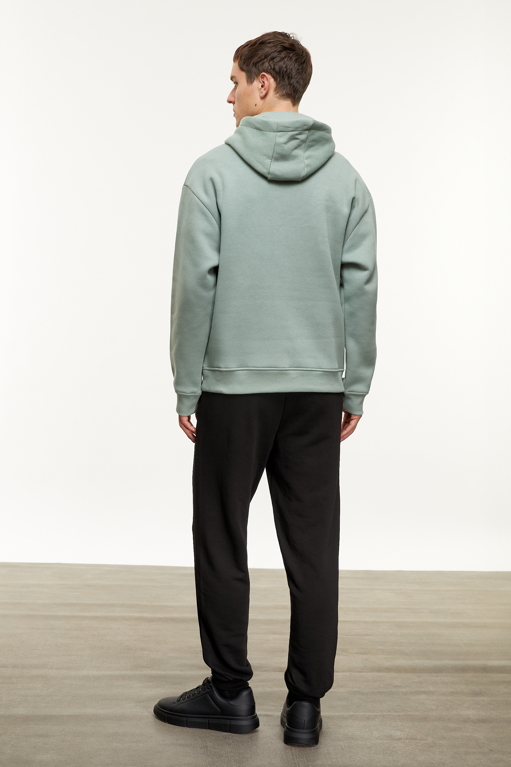 KAPÜŞONLU SWEATSHIRT