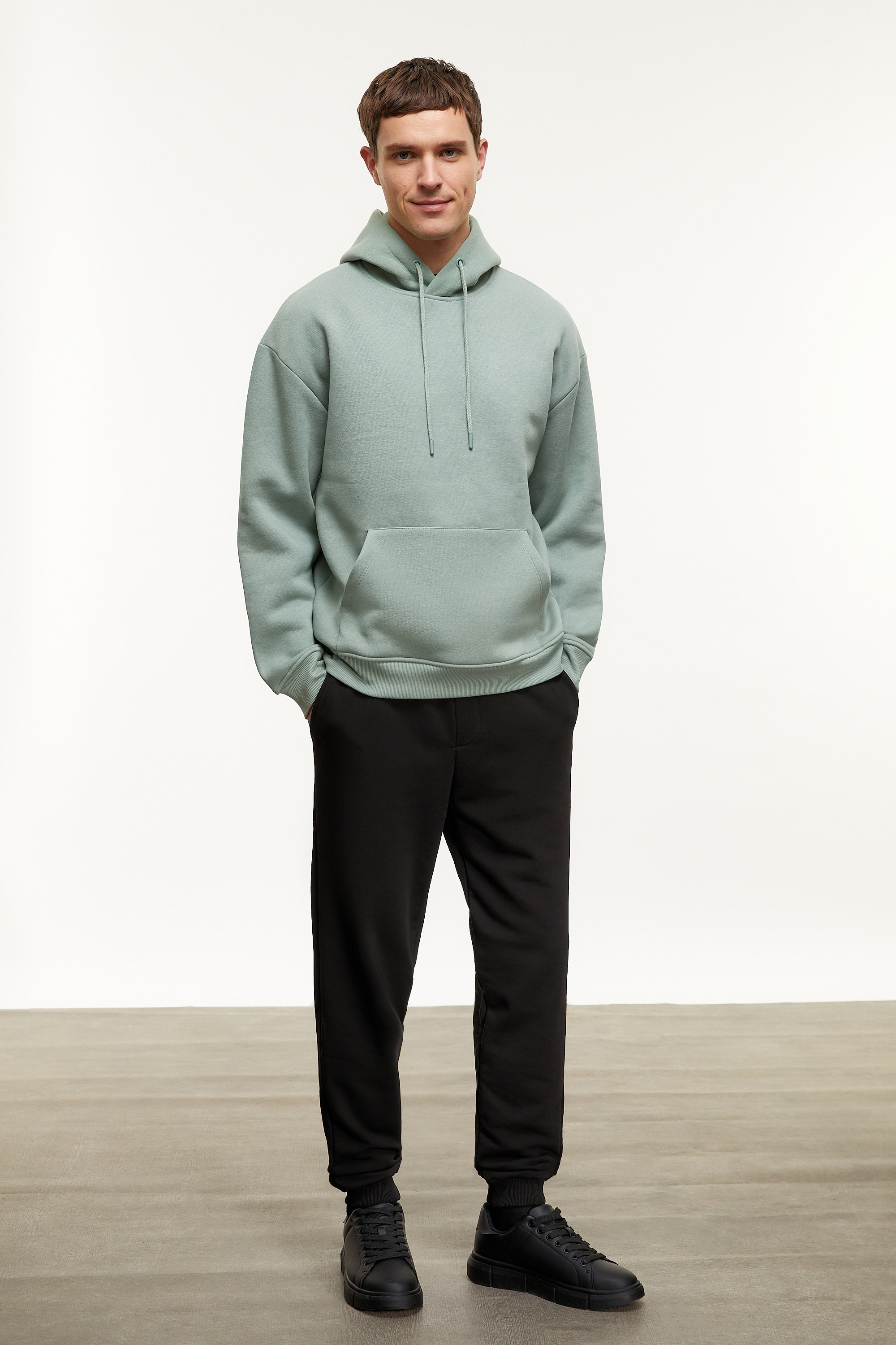 KAPÜŞONLU SWEATSHIRT