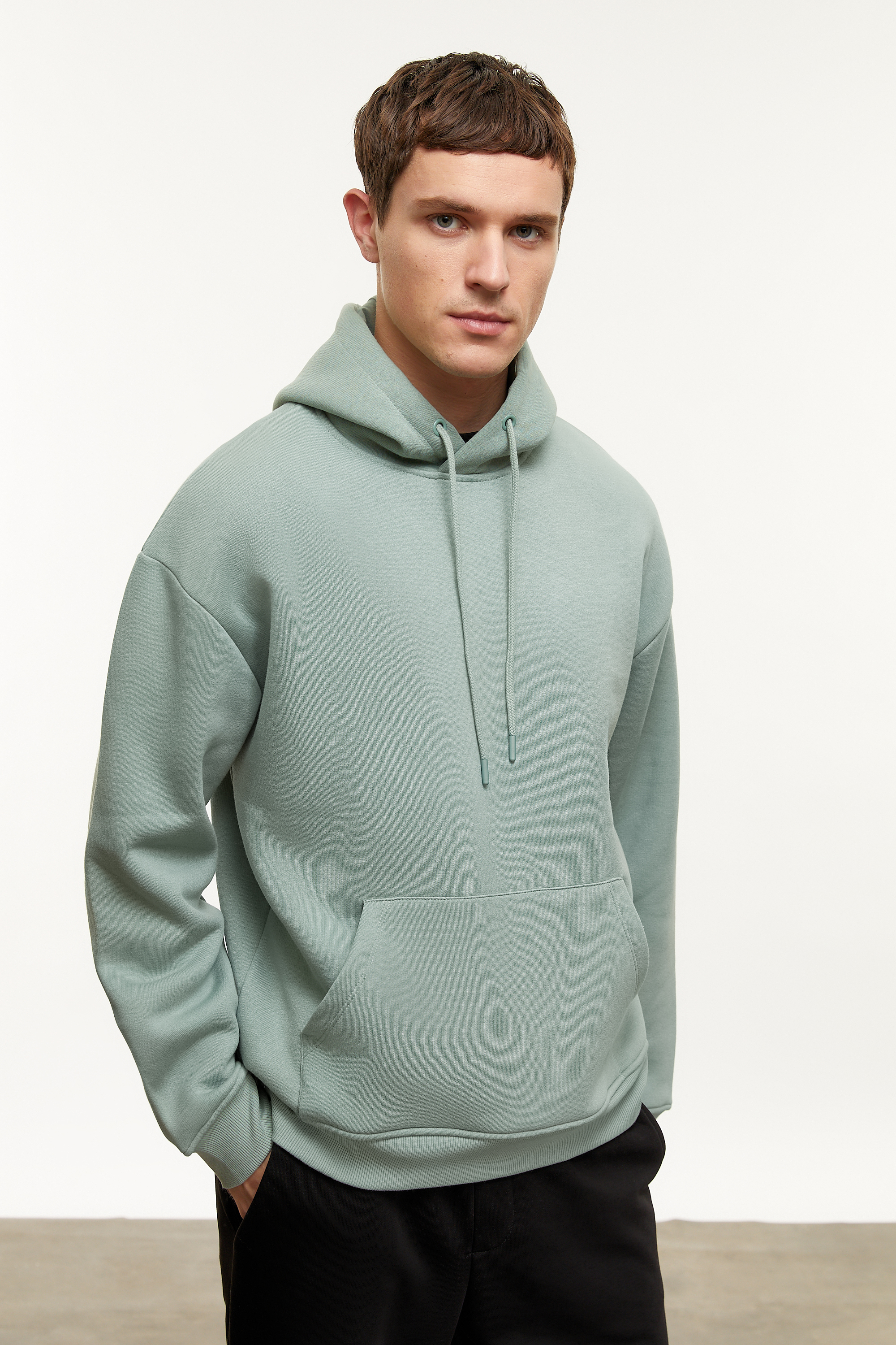 KAPÜŞONLU SWEATSHIRT