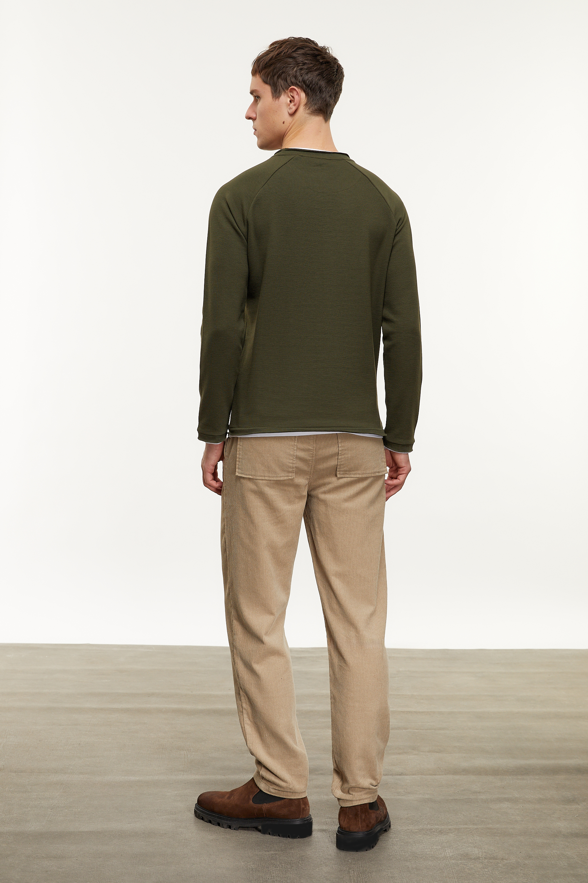 BİSİKLET YAKA SWEATSHIRT