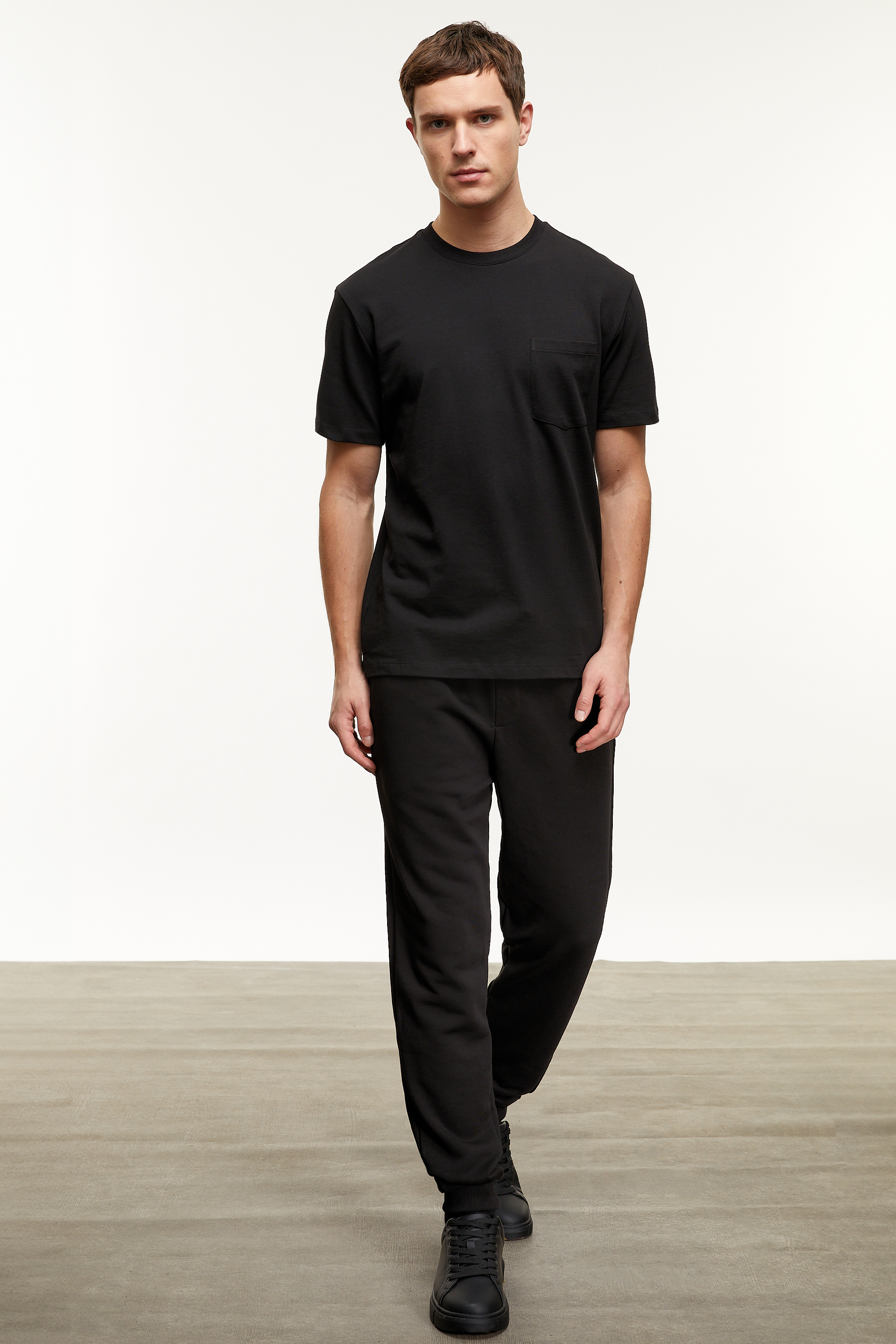 BİSİKLET YAKA KISA KOLLU T-SHIRT