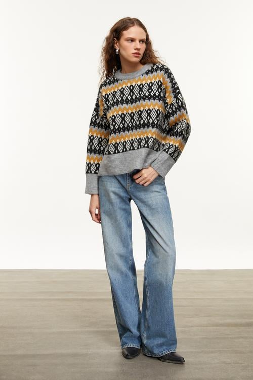 JAKARLI BİSİKLET YAKA TRİKO KAZAK