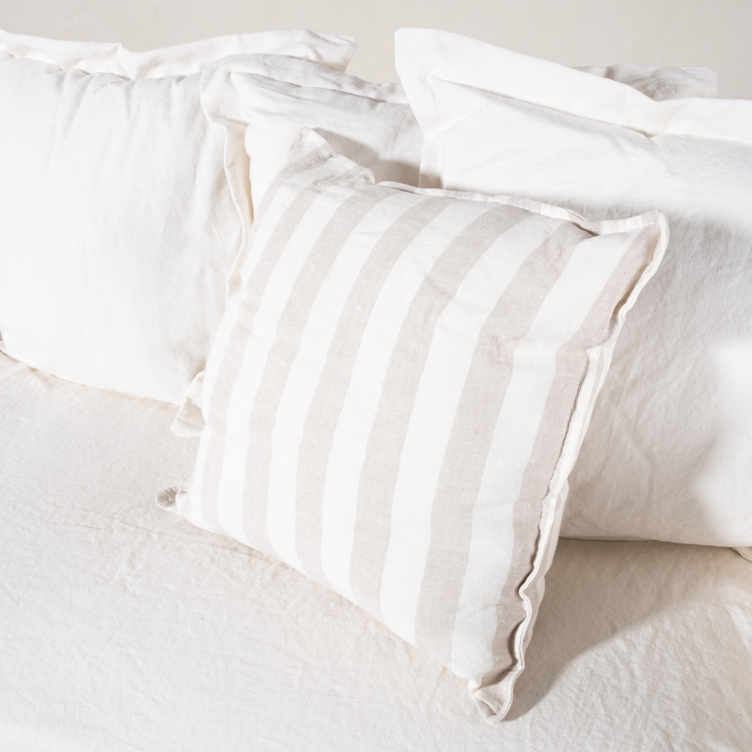 SUMMER DAYBED BEYAZ SAĞ