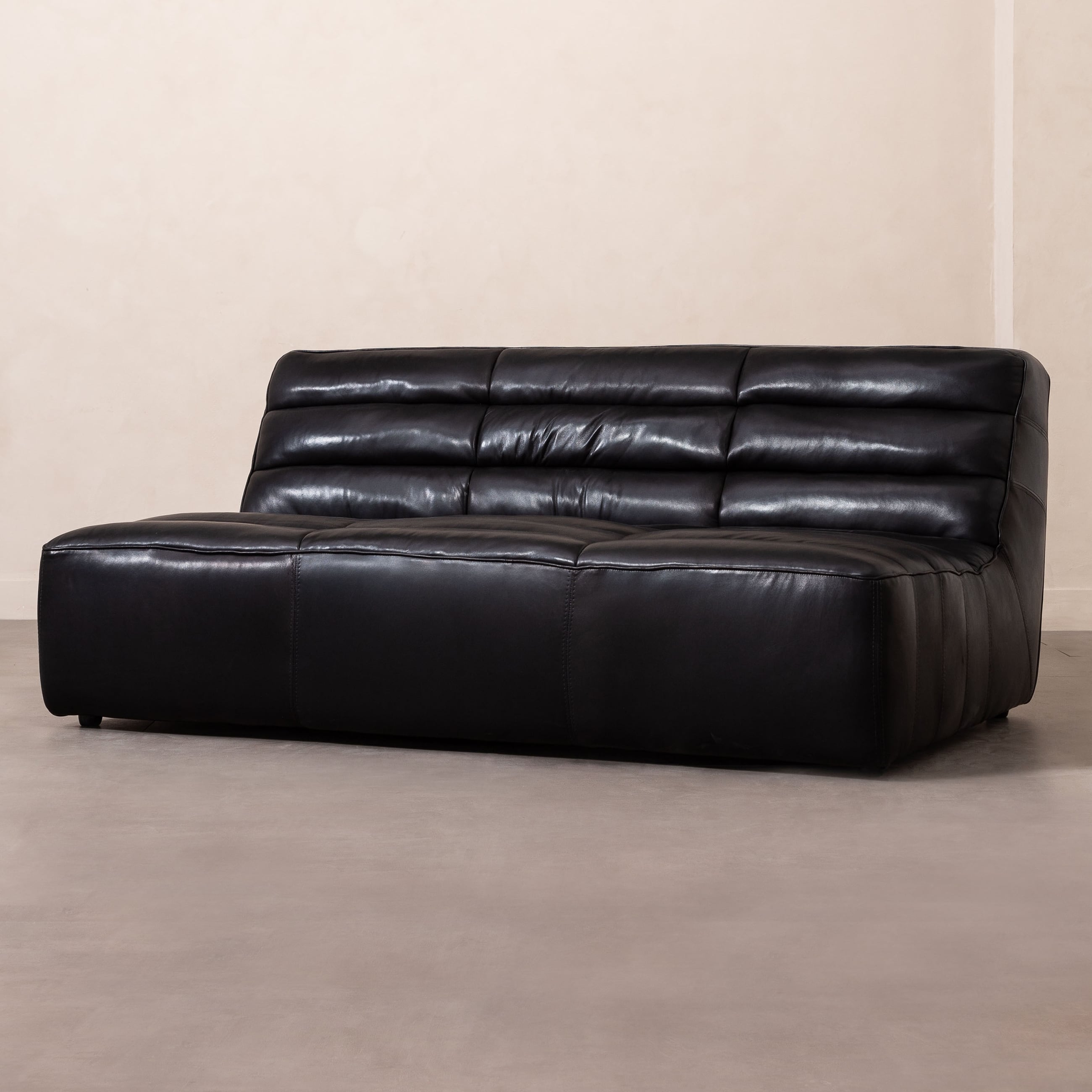 SHABBY ÜÇLÜ DERİ KOLTUK SİYAH