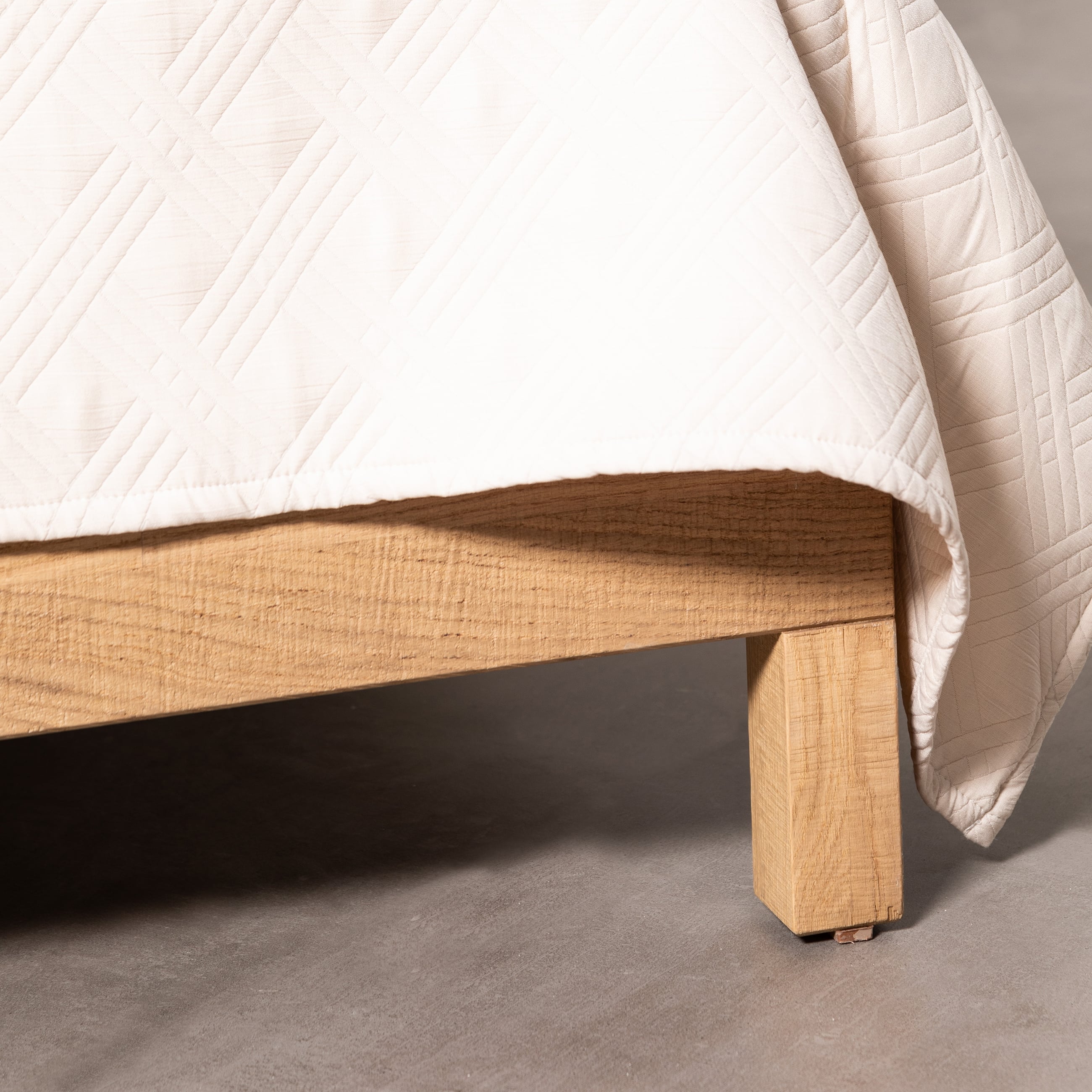 BIAS ÇİFT KİŞİLİK MEŞE KARYOLA