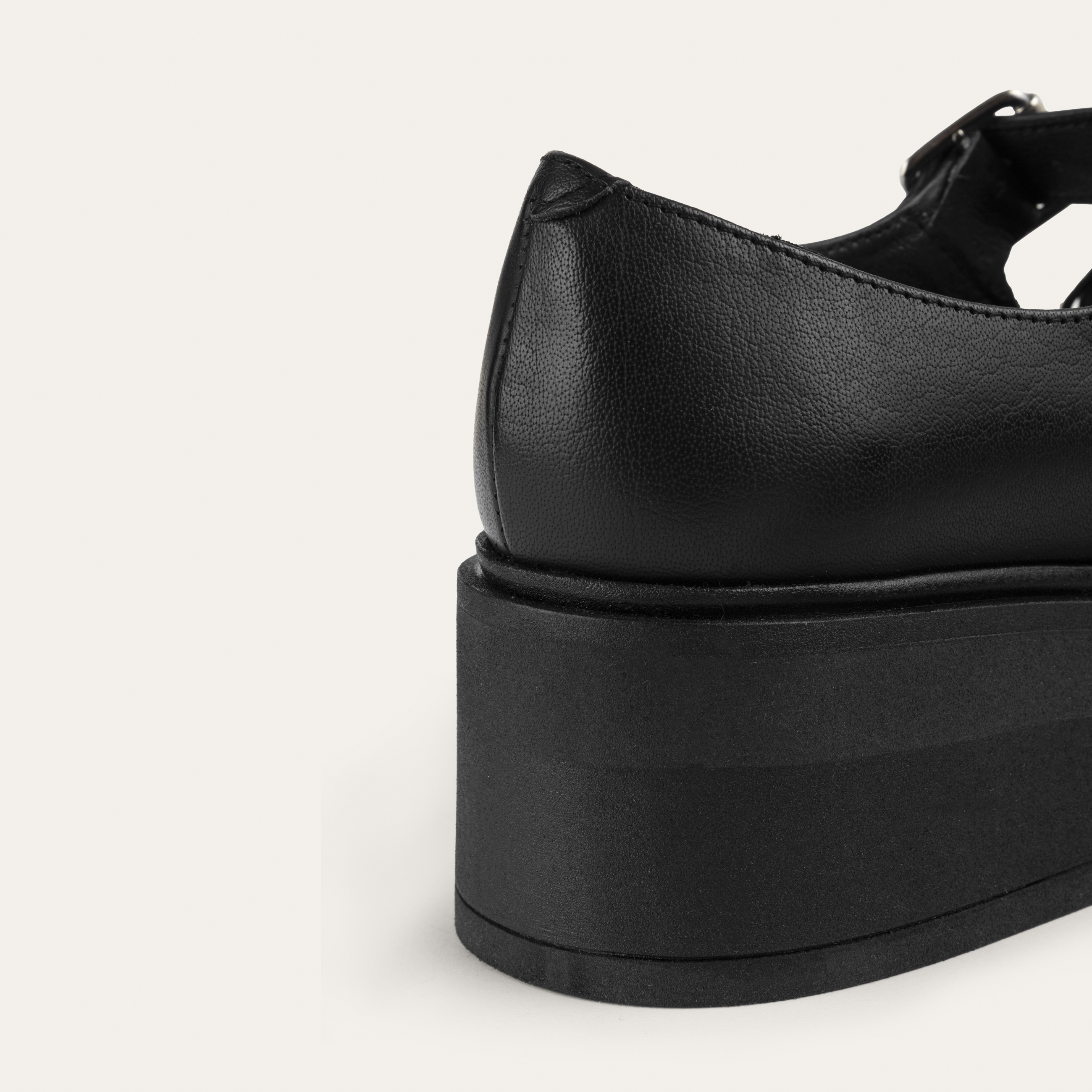 HAKİKİ DERİ KALIN TOPUKLU LOAFER