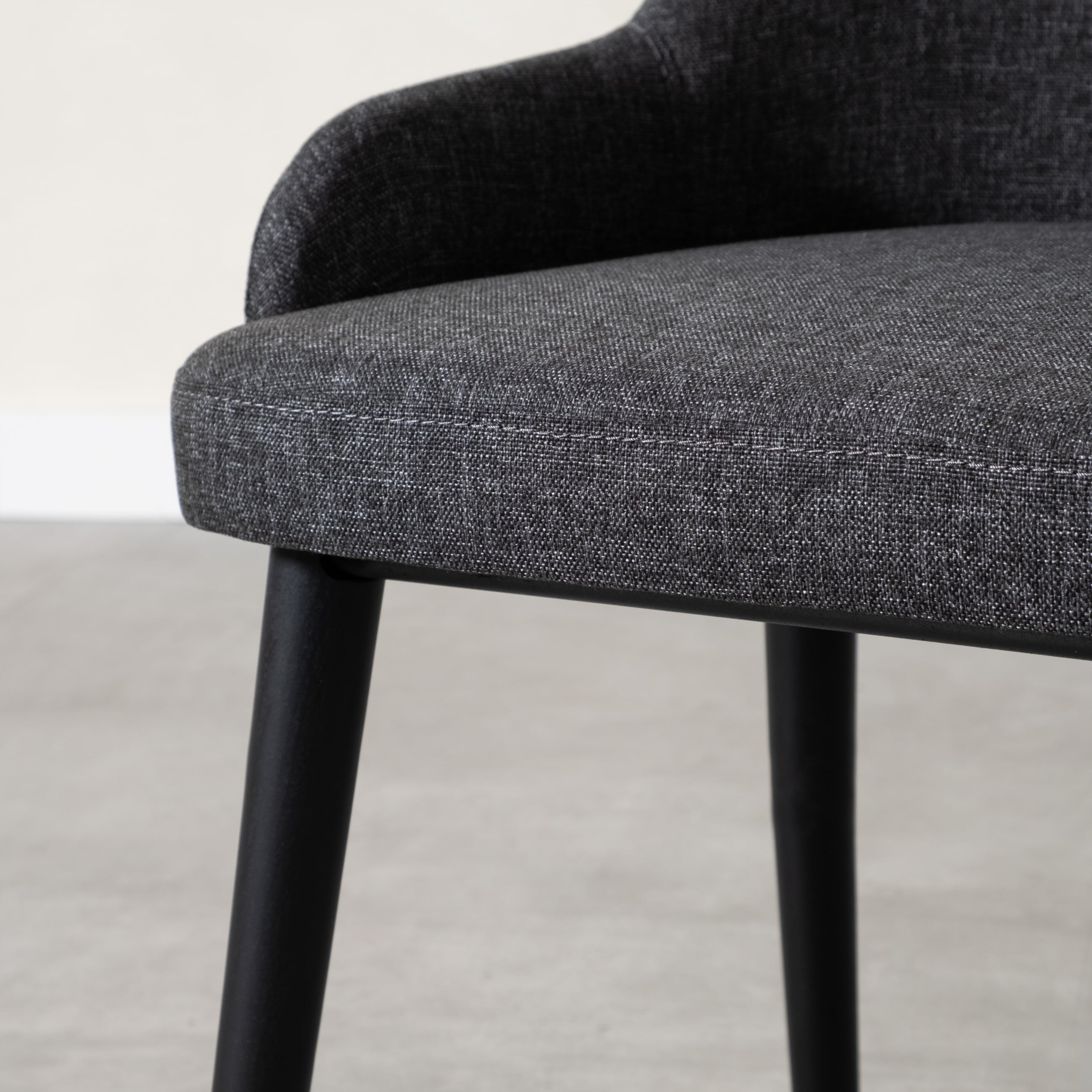 BROADWAY MASİF AHŞAP SANDALYE SİYAH