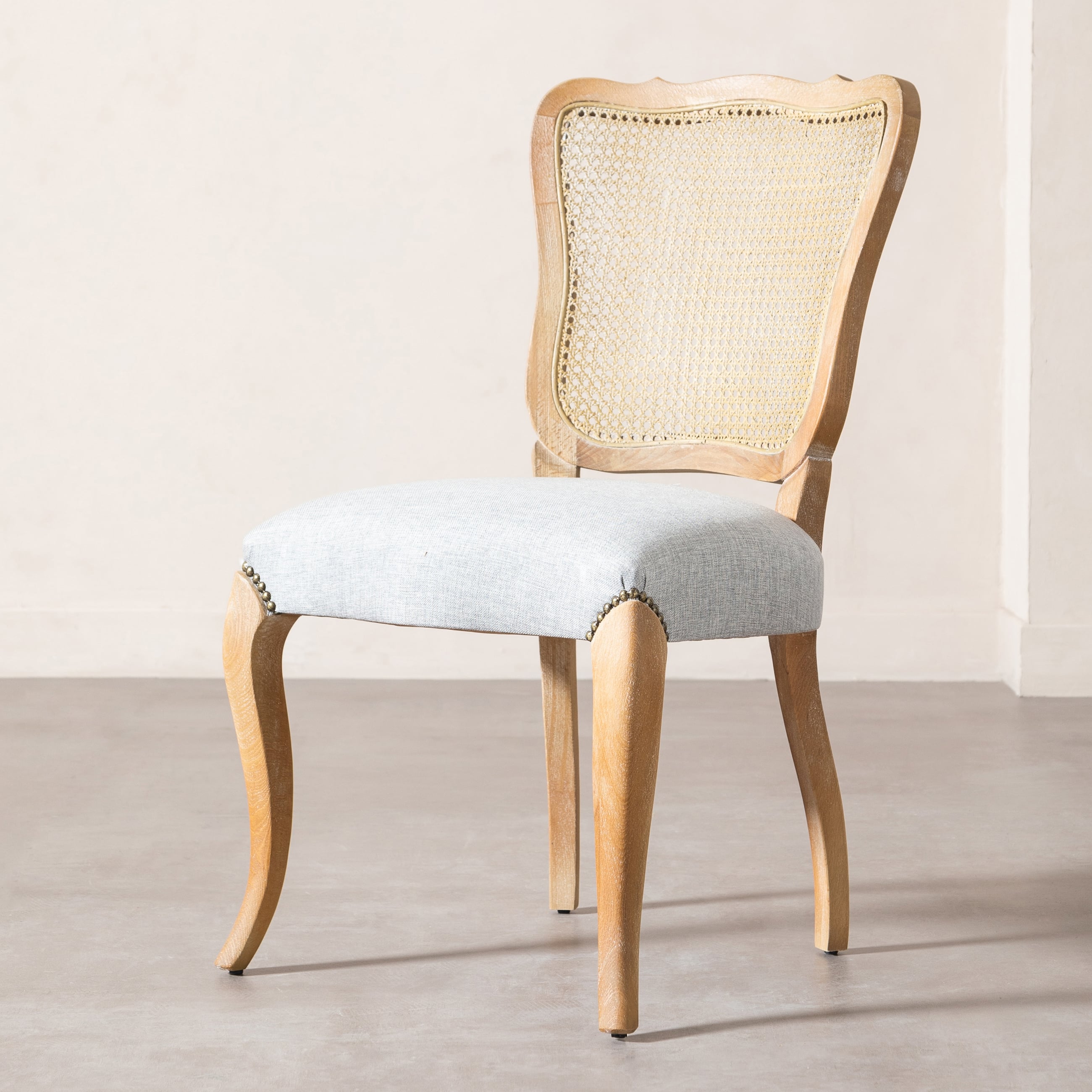 LORENZO MASİF AHŞAP HAZERAN SANDALYE GRİ