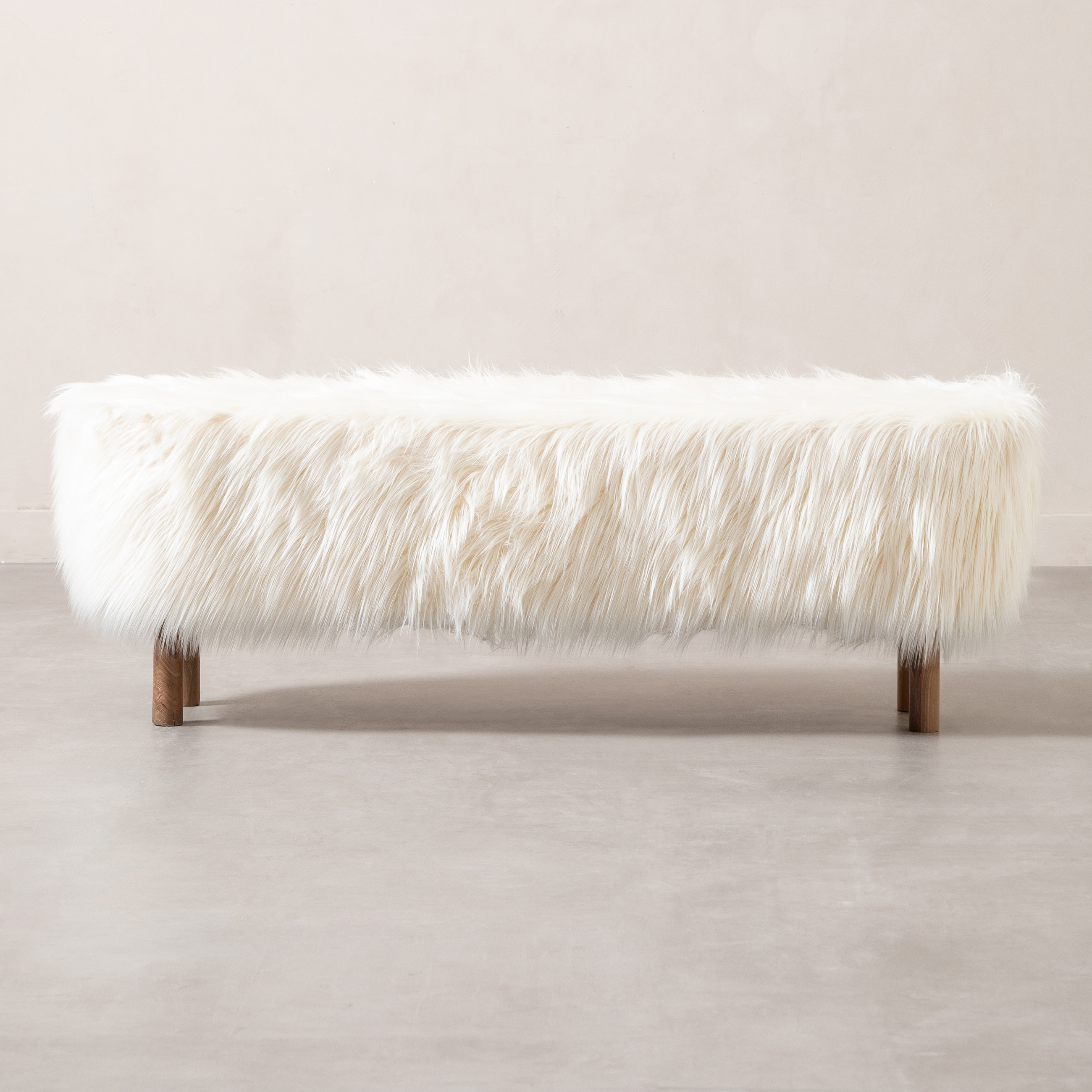 LEO DAYBED KÜRKLÜ BEYAZ