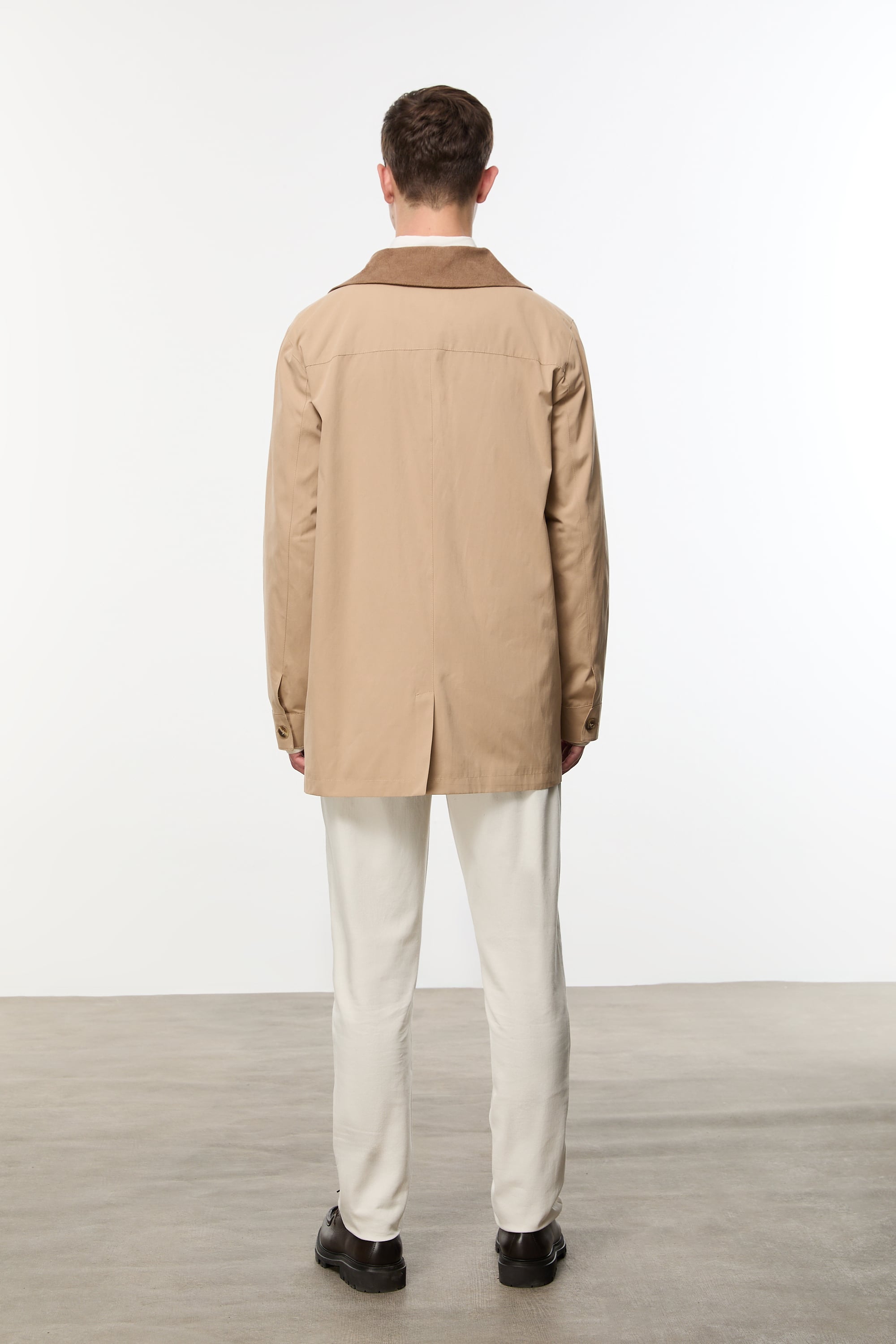 KADİFE YAKA TRENÇKOT