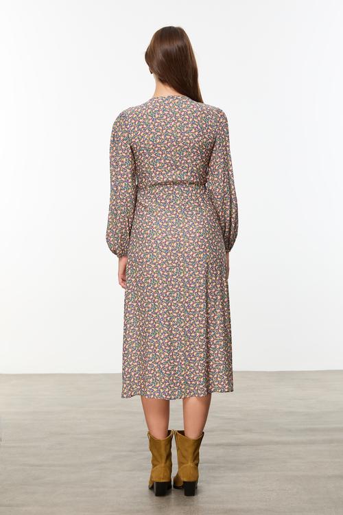  ÇİÇEK DESENLİ KRUVAZE MİDİ ELBİSE