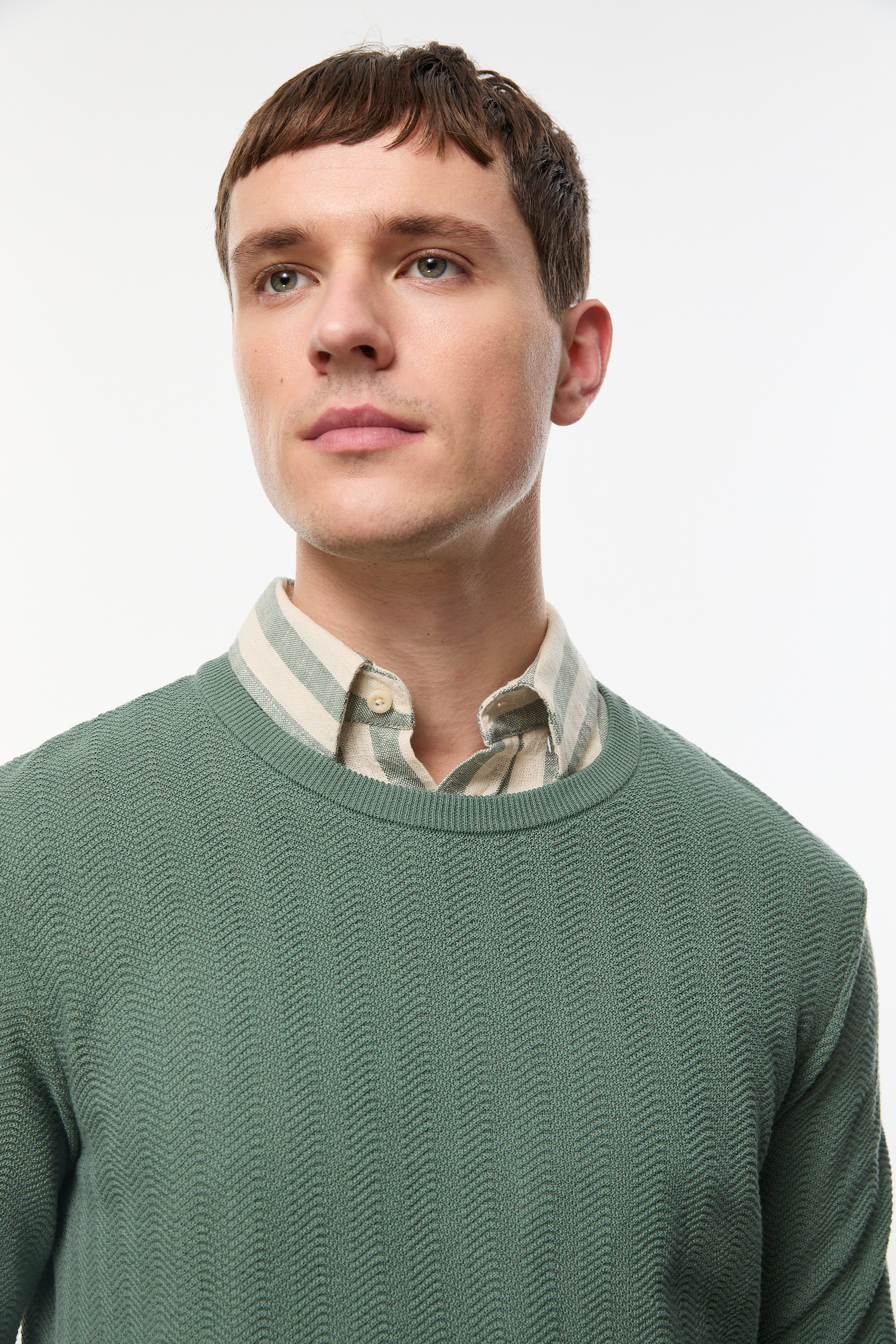 BİSİKLET YAKA TRİKO KAZAK