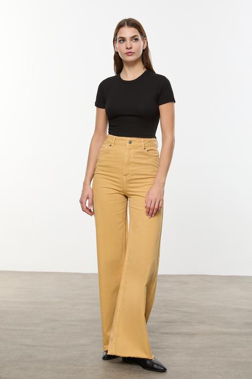  KISA KOLLU CROP T-SHIRT