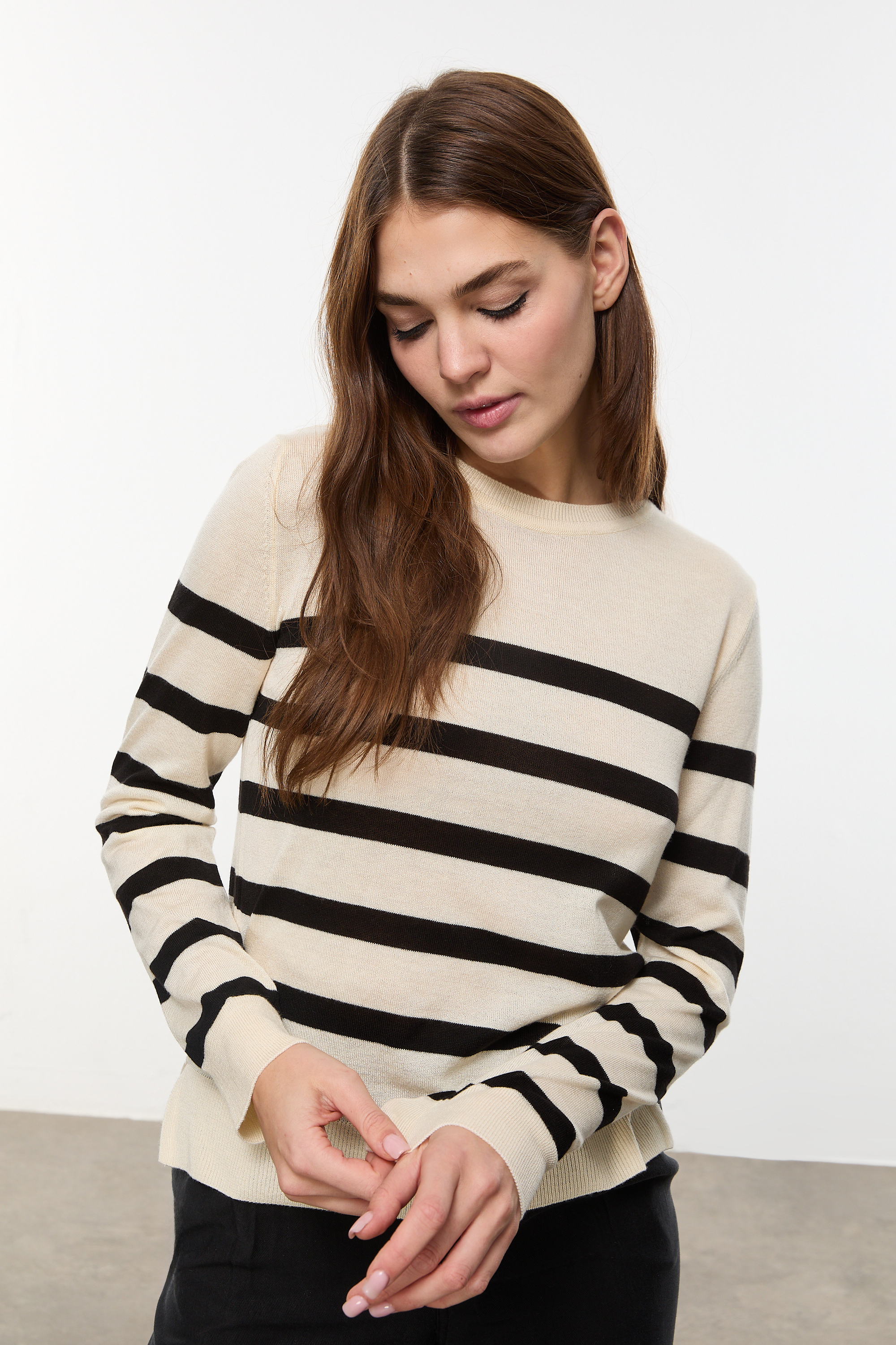 ÇİZGİLİ BİSİKLET YAKA TRİKO KAZAK