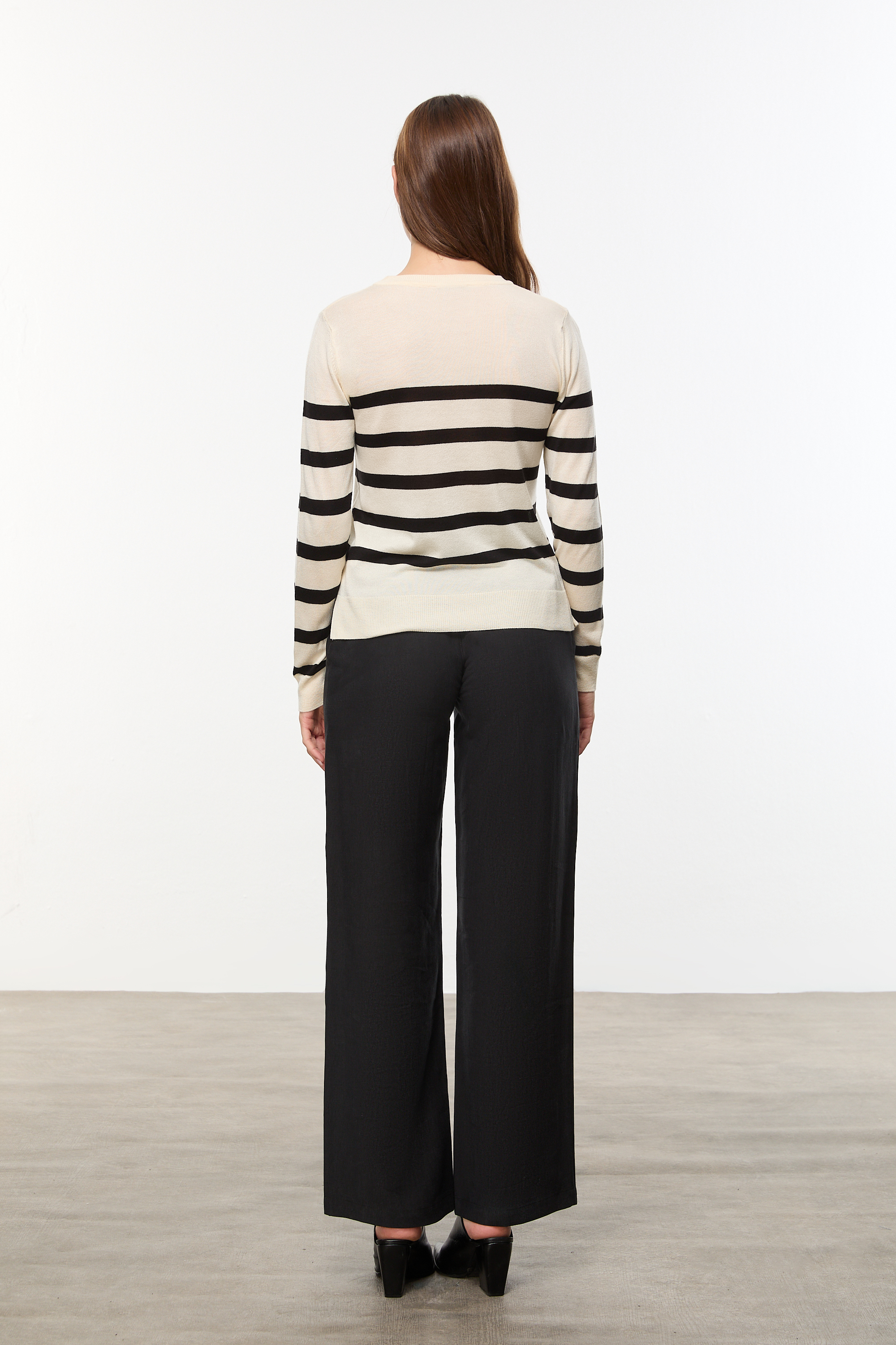 ÇİZGİLİ BİSİKLET YAKA TRİKO KAZAK