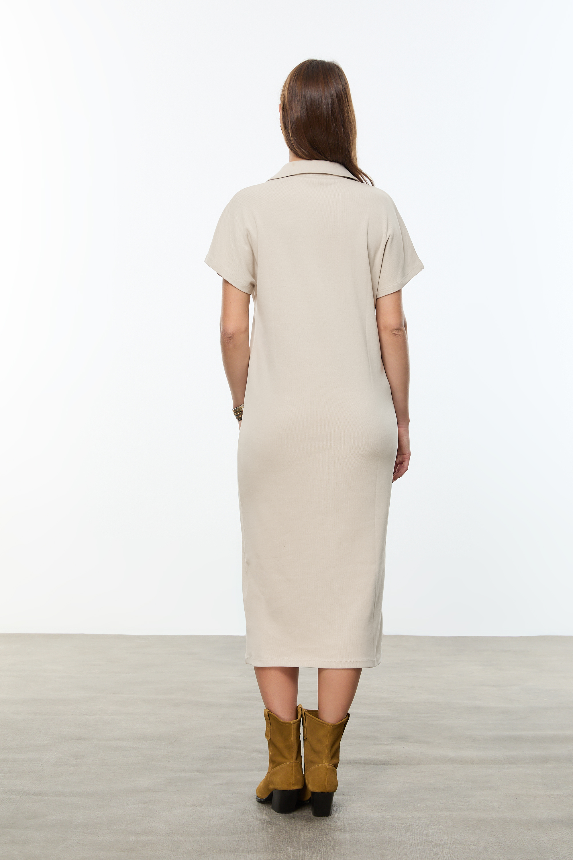 POLO YAKA UZUN ELBİSE