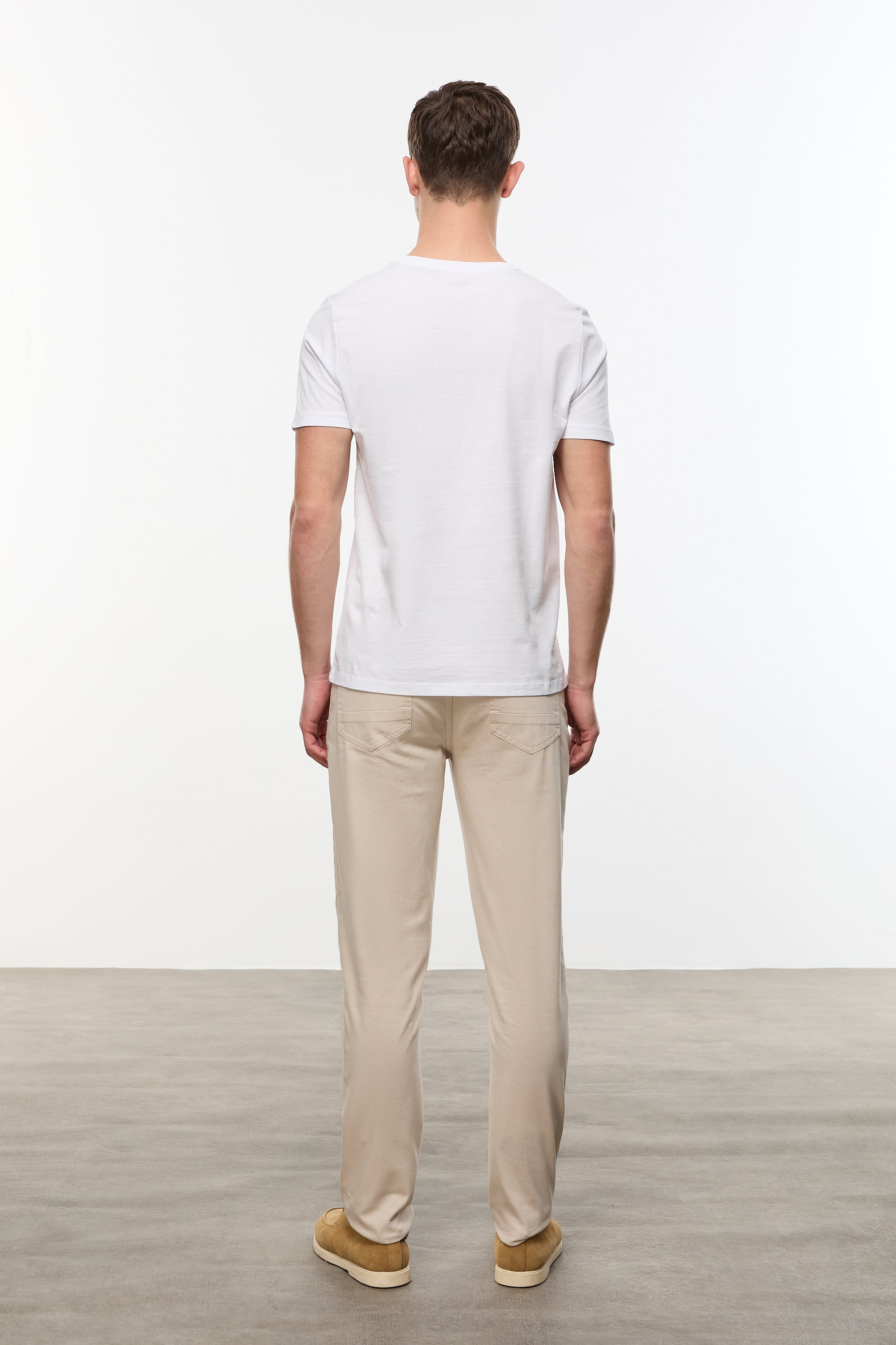 BASKILI BİSİKLET YAKA KISA KOLLU T-SHIRT