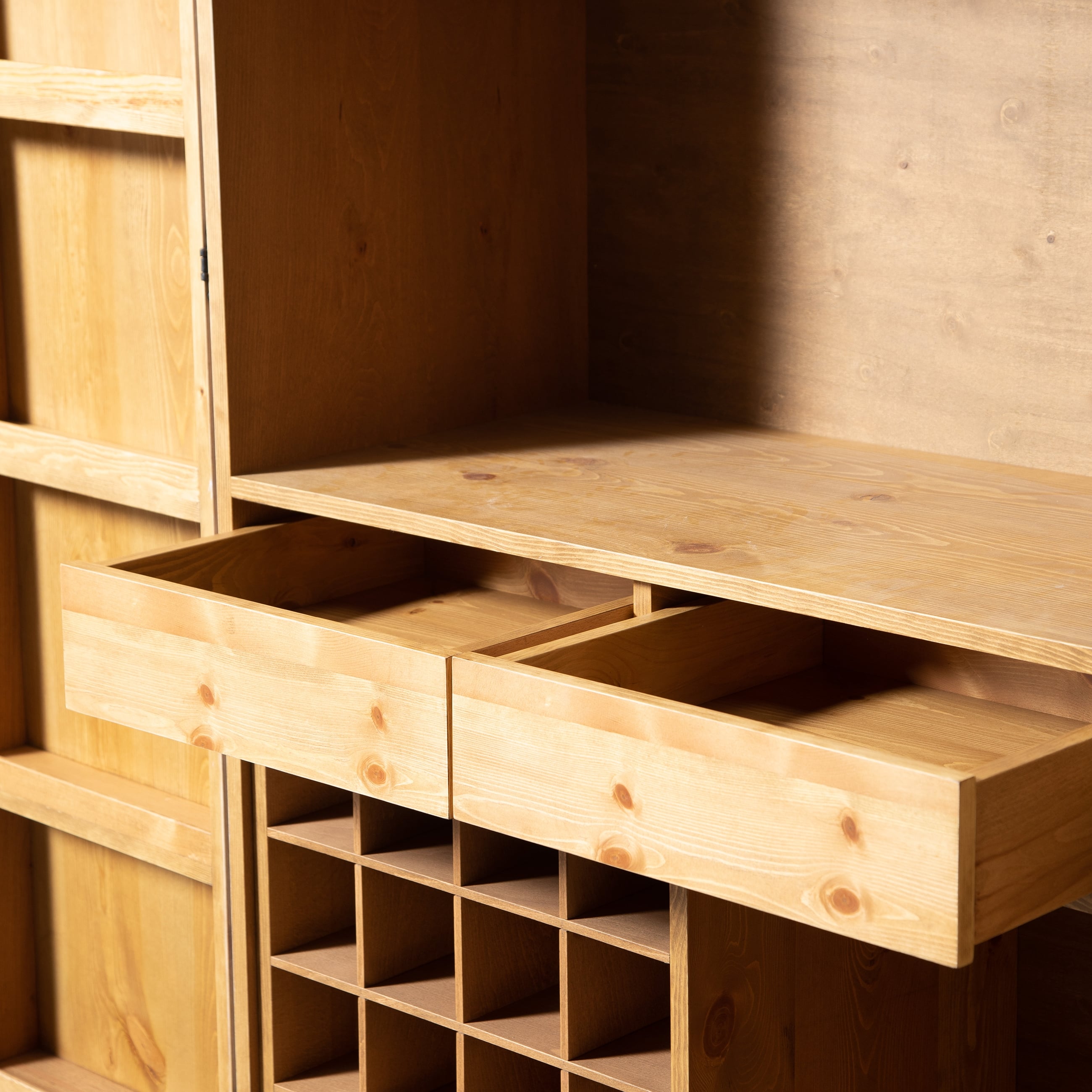 GABRIEL NEO BAR DOLABI