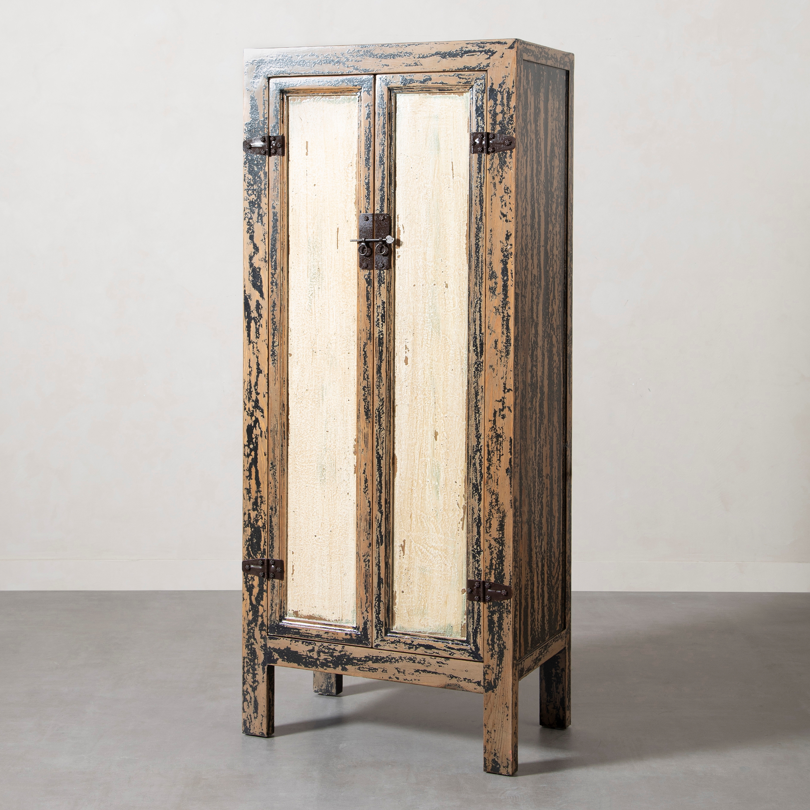 BAO ESKİTME AHŞAP DOLAP