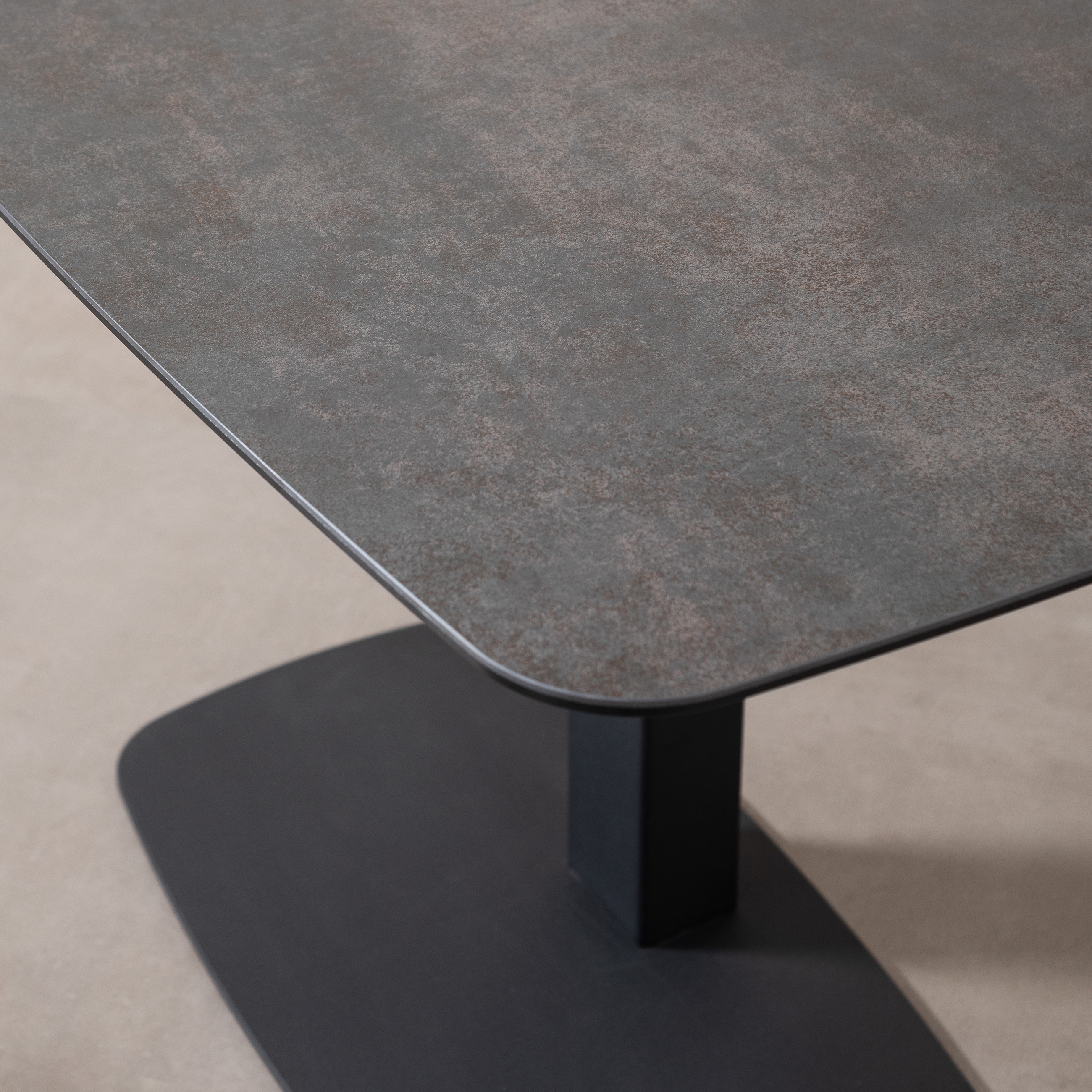 RAFAEL ÇALIŞMA MASASI