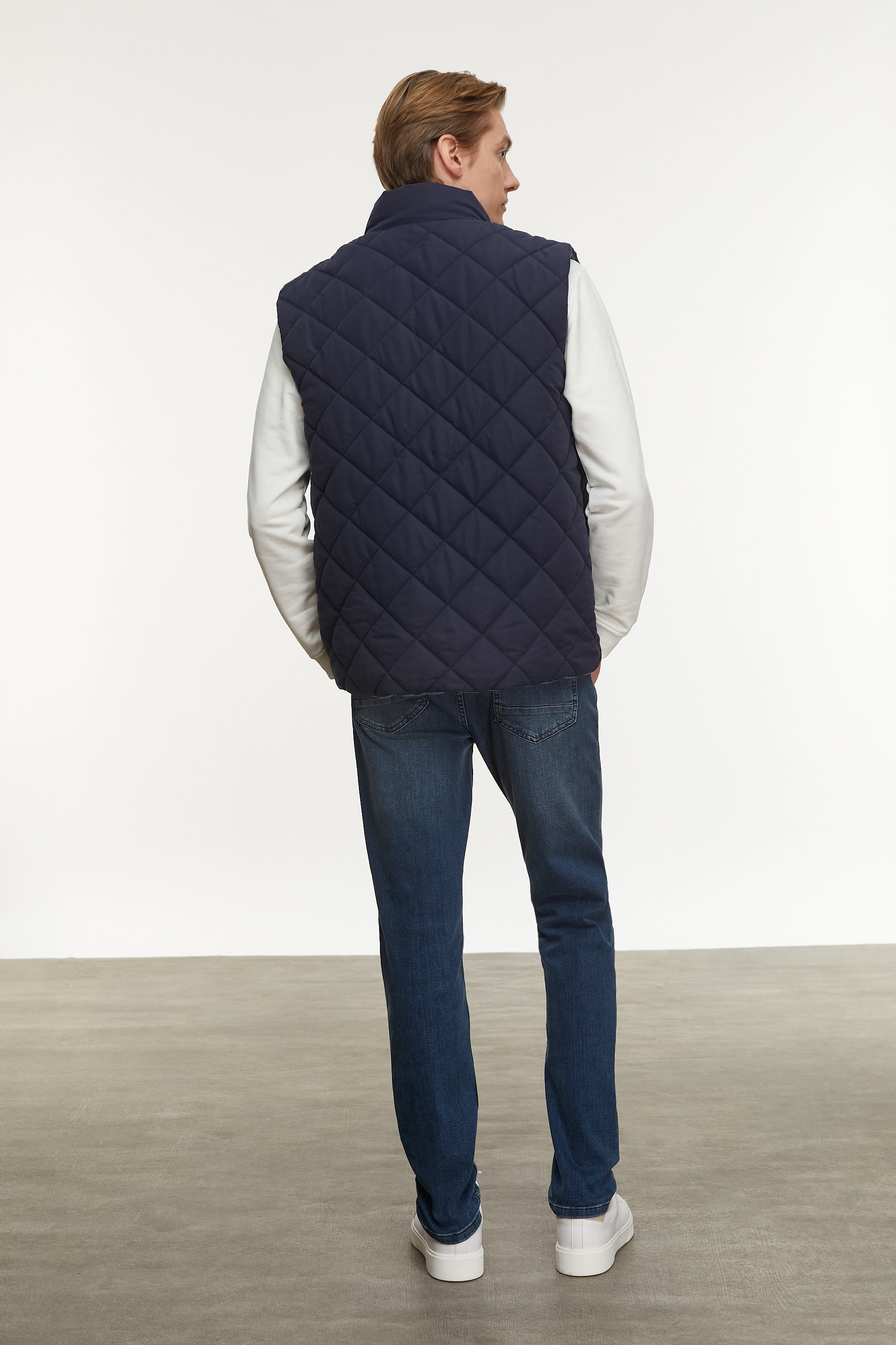 ÇİFT TARAFLI DİK YAKA YELEK