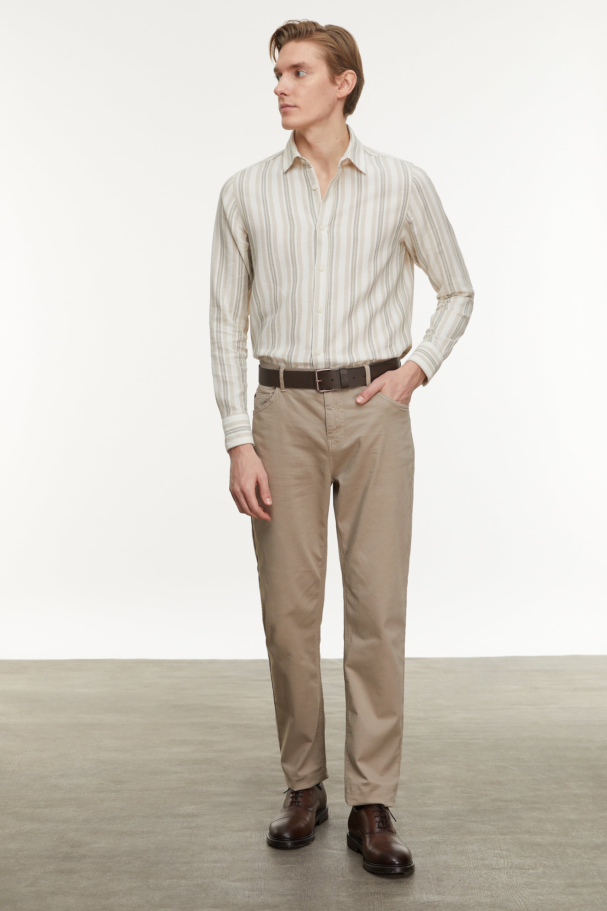 STRAIGHT FIT PANTOLON