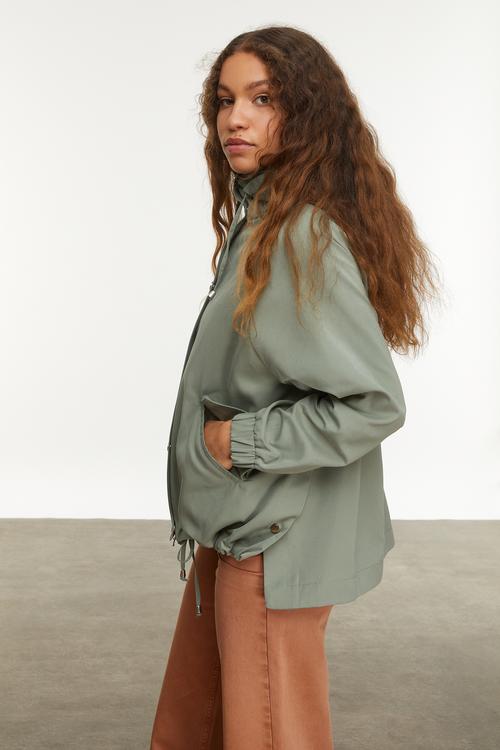  KAPÜŞONLU MONT CEKET