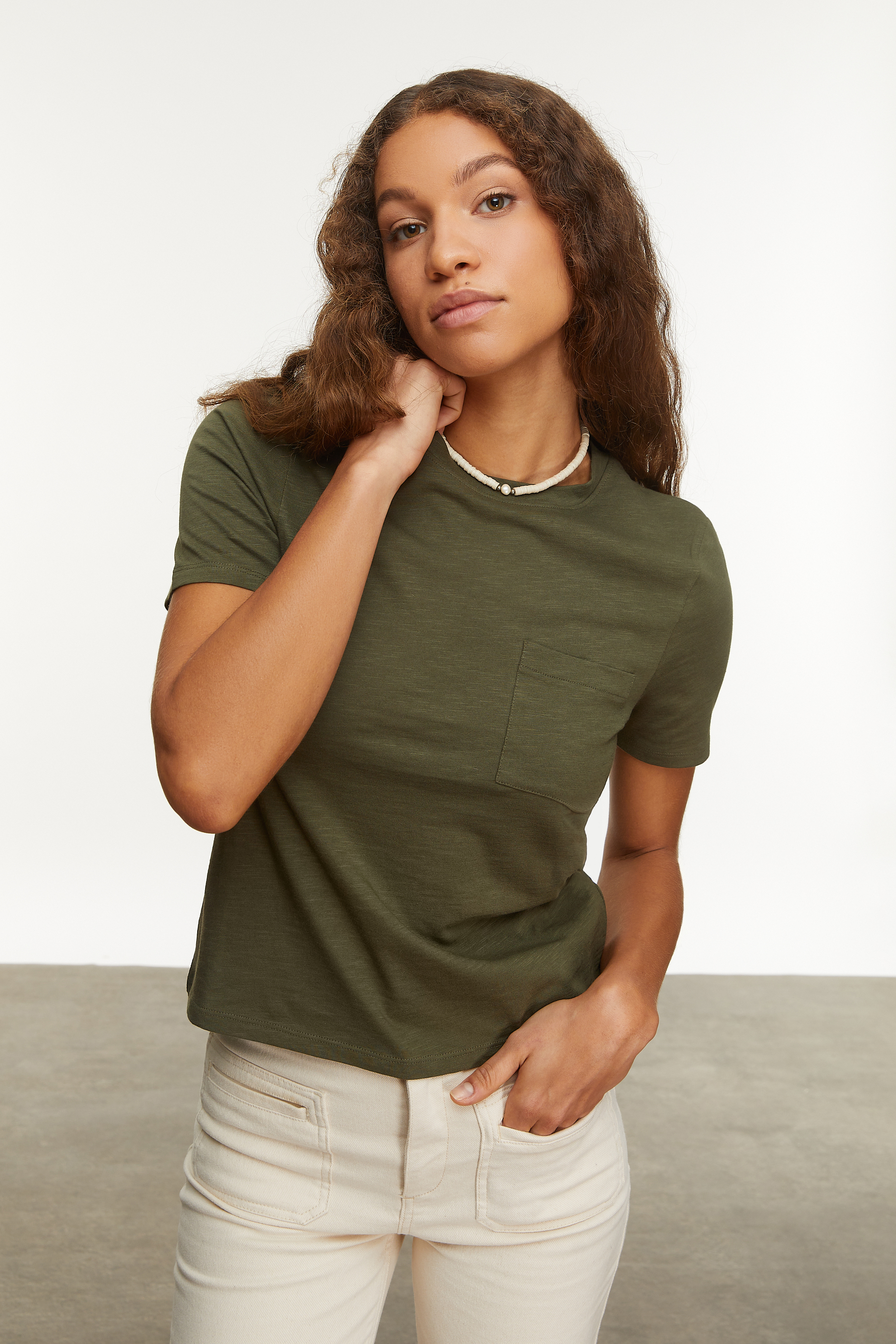 BİSİKLET YAKA KISA KOLLU T-SHIRT