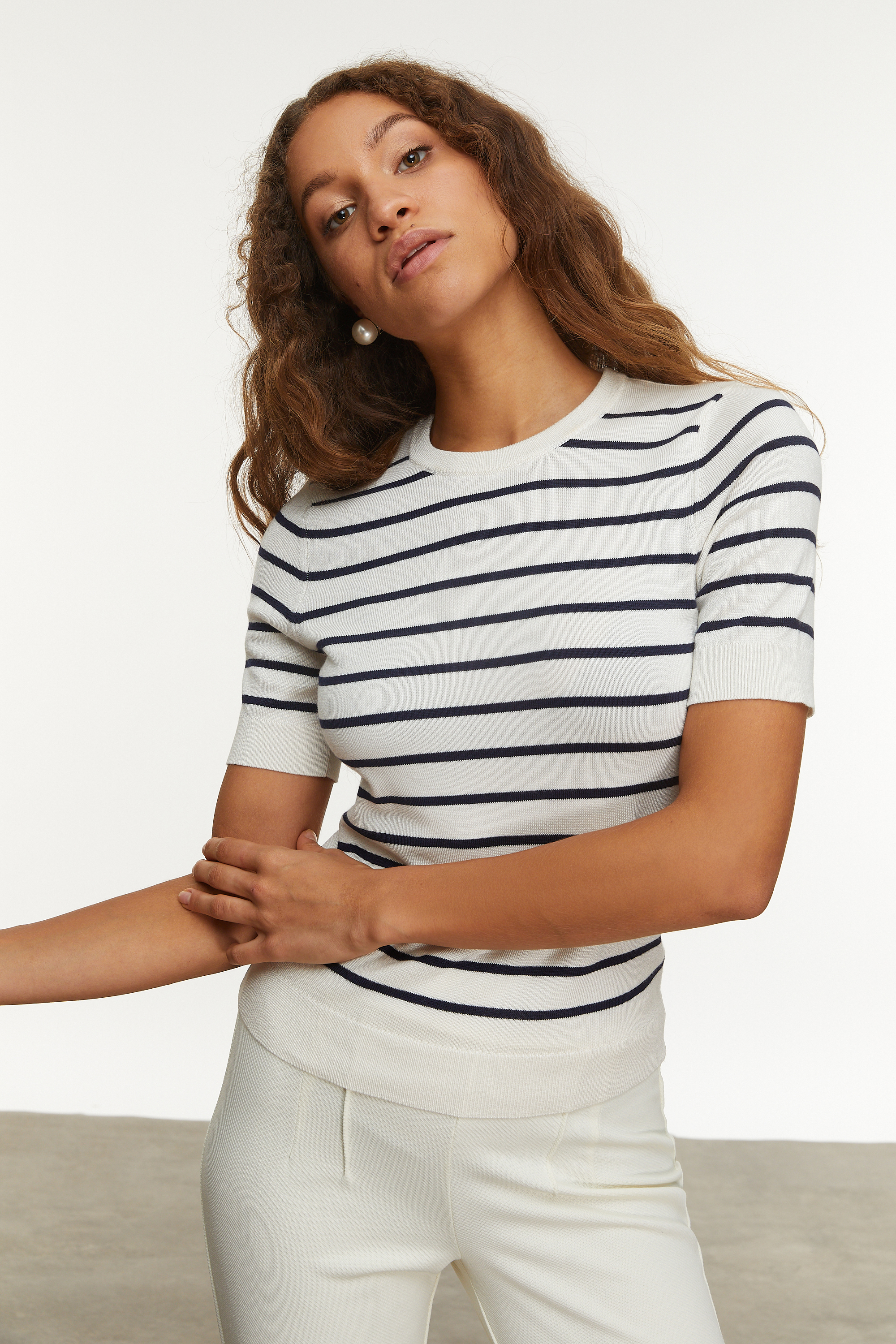 ÇİZGİLİ KISA KOLLU TRİKO