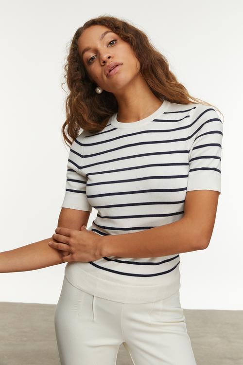  ÇİZGİLİ KISA KOLLU TRİKO