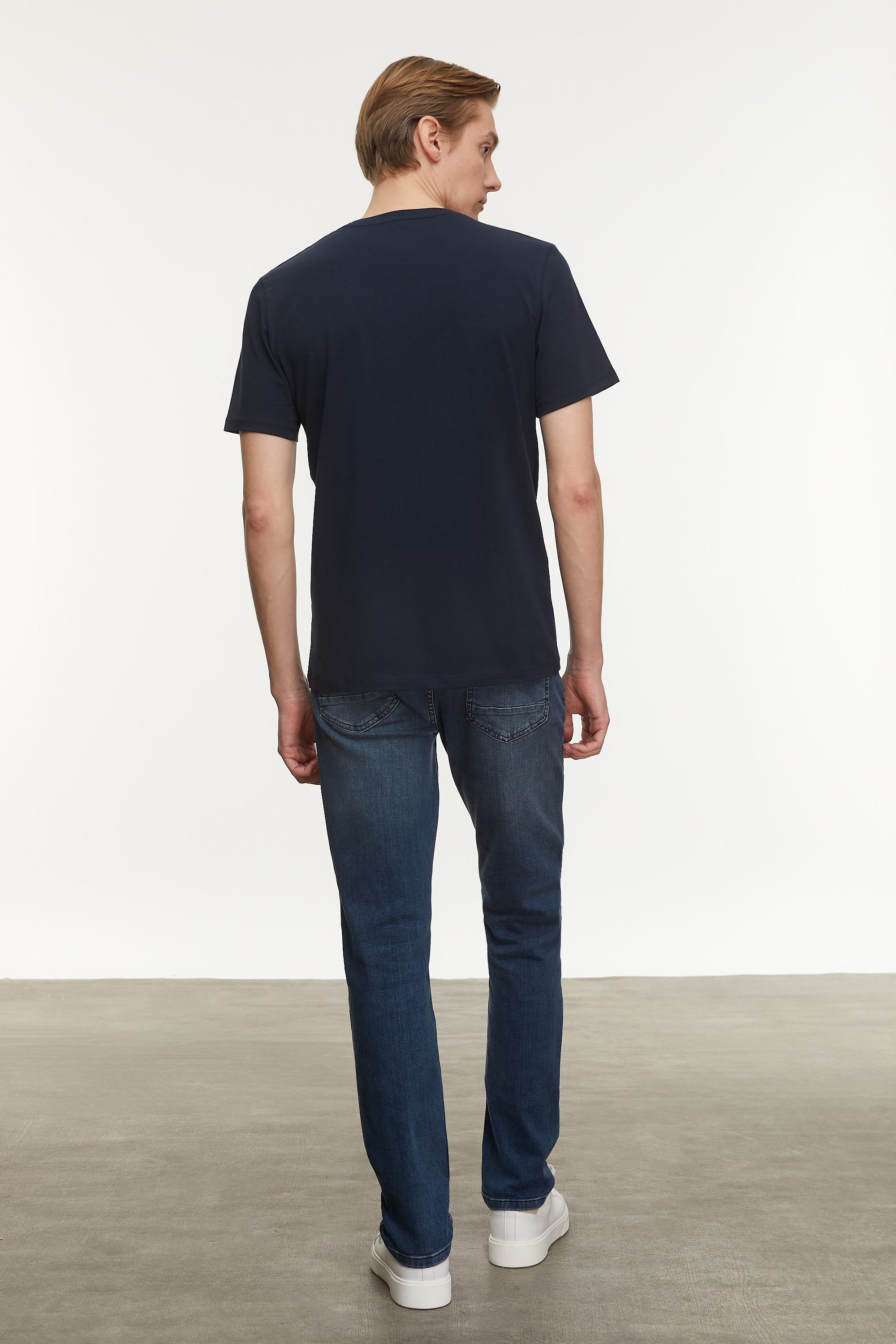 YELKEN BASKILI KISA KOLLU T-SHIRT