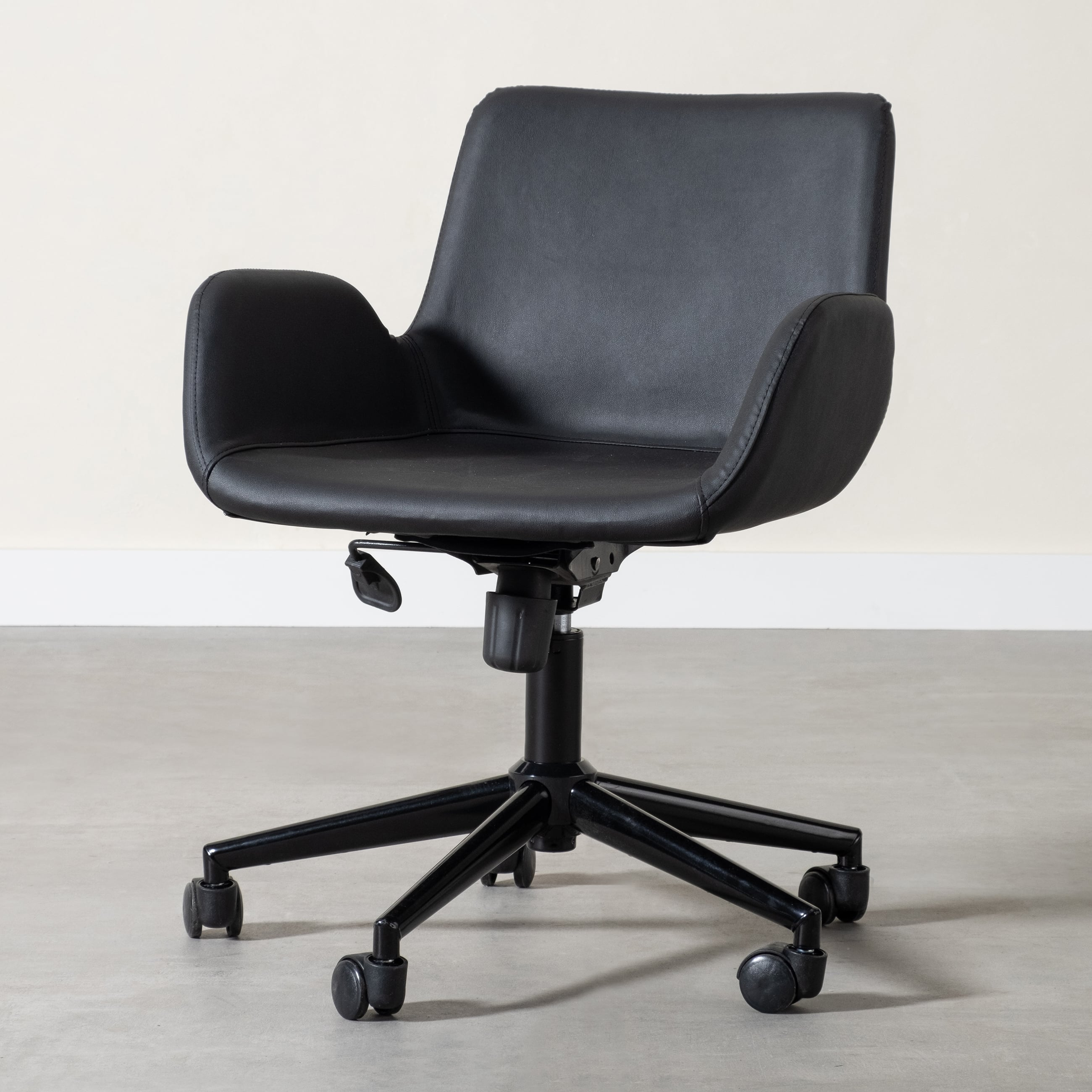 BERKELEY TEKERLEKLİ OFİS SANDALYESİ SİYAH