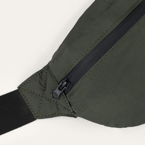  FERMUARLI BEL ÇANTASI