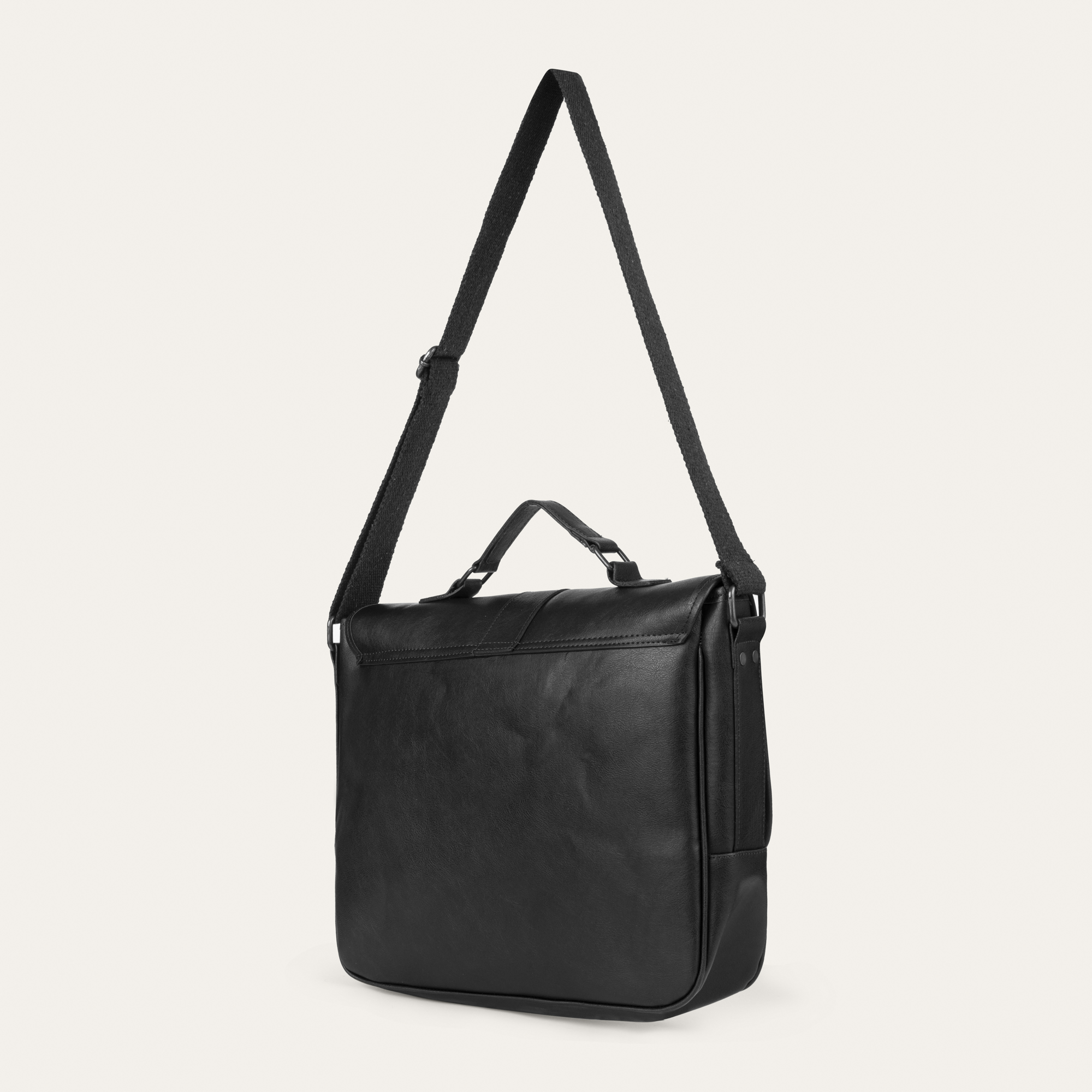 DERİ GÖRÜNÜMLÜ OMUZ ÇANTASI