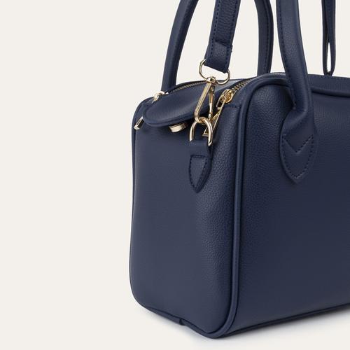  DERİ GÖRÜNÜMLÜ OMUZ ÇANTASI