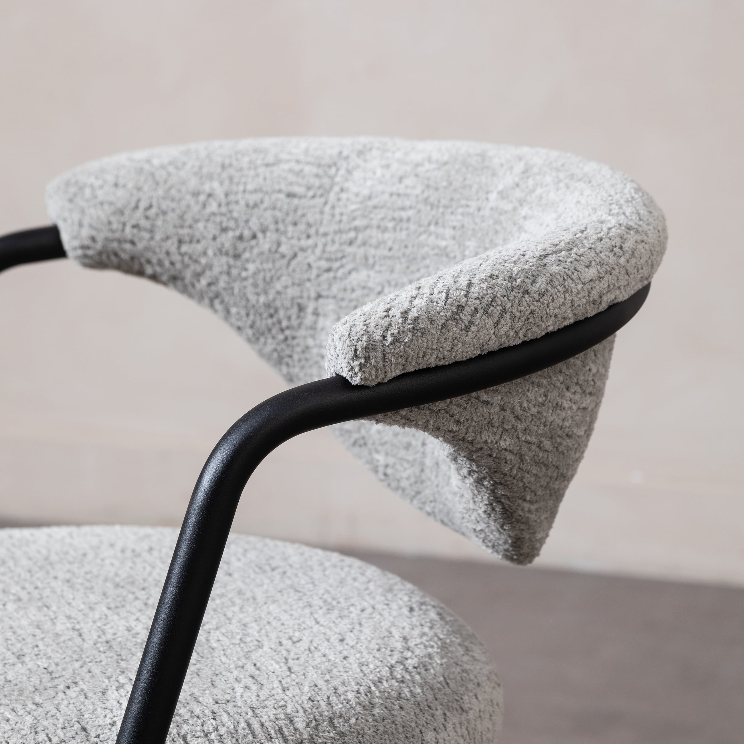 ROGER SANDALYE KOYU GRİ