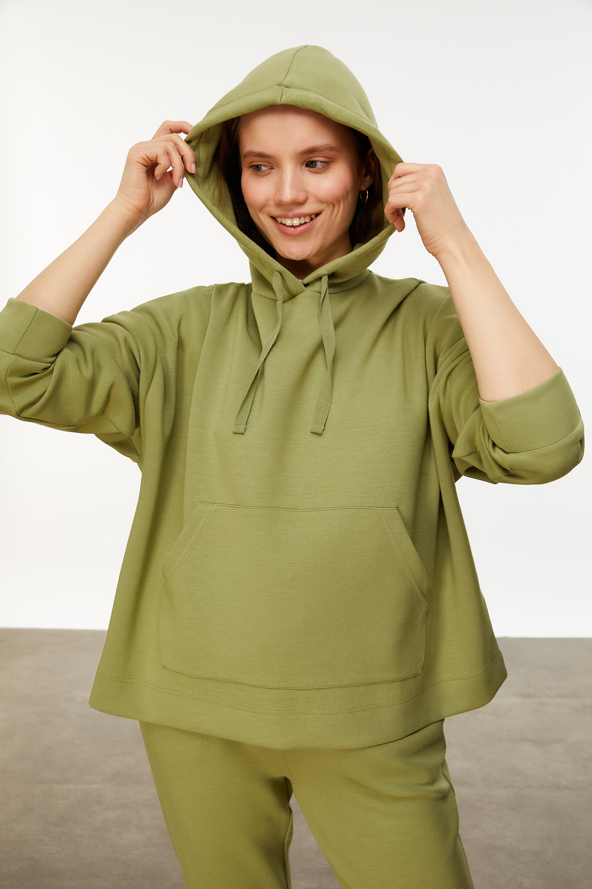 MODAL KARIŞIMLI KAPÜŞONLU SWEATSHIRT