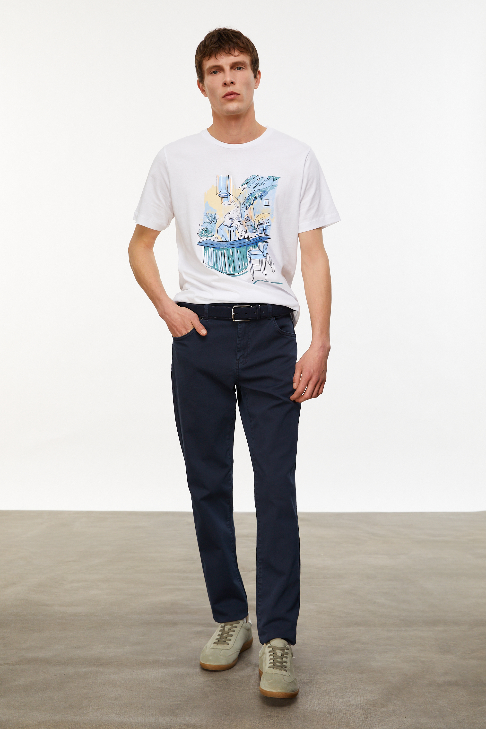 Erkek Beyaz Baskılı Bisiklet Yaka Kısa Kollu T-Shirt