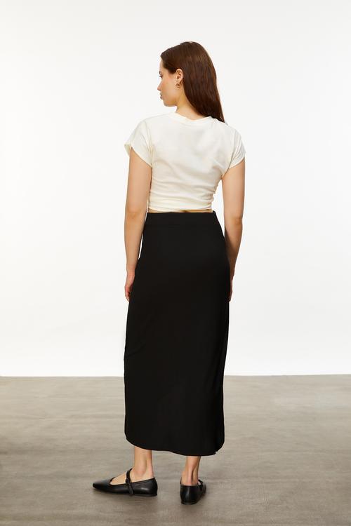  DOKULU KRUVAZE MİDİ ETEK