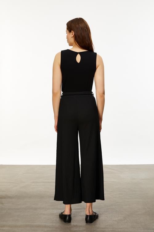  VİSKOZ KARIŞIMLI KOLSUZ BLUZ