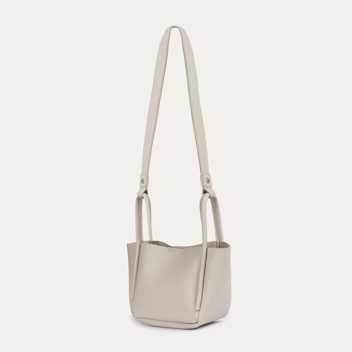  DERİ GÖRÜNÜMLÜ OMUZ ÇANTASI