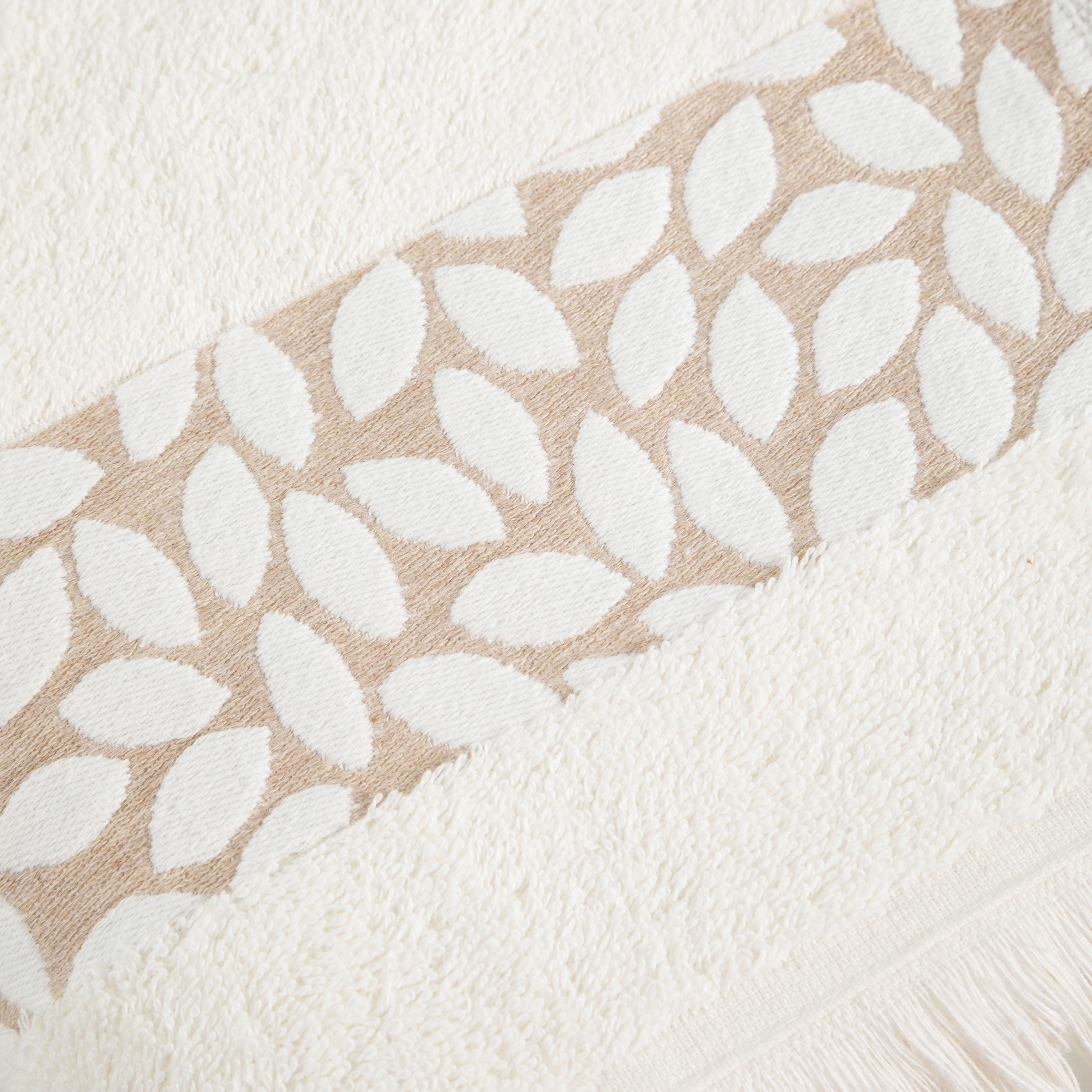 LUCA LEAF JAKARLI YÜZ HAVLUSU 50X80